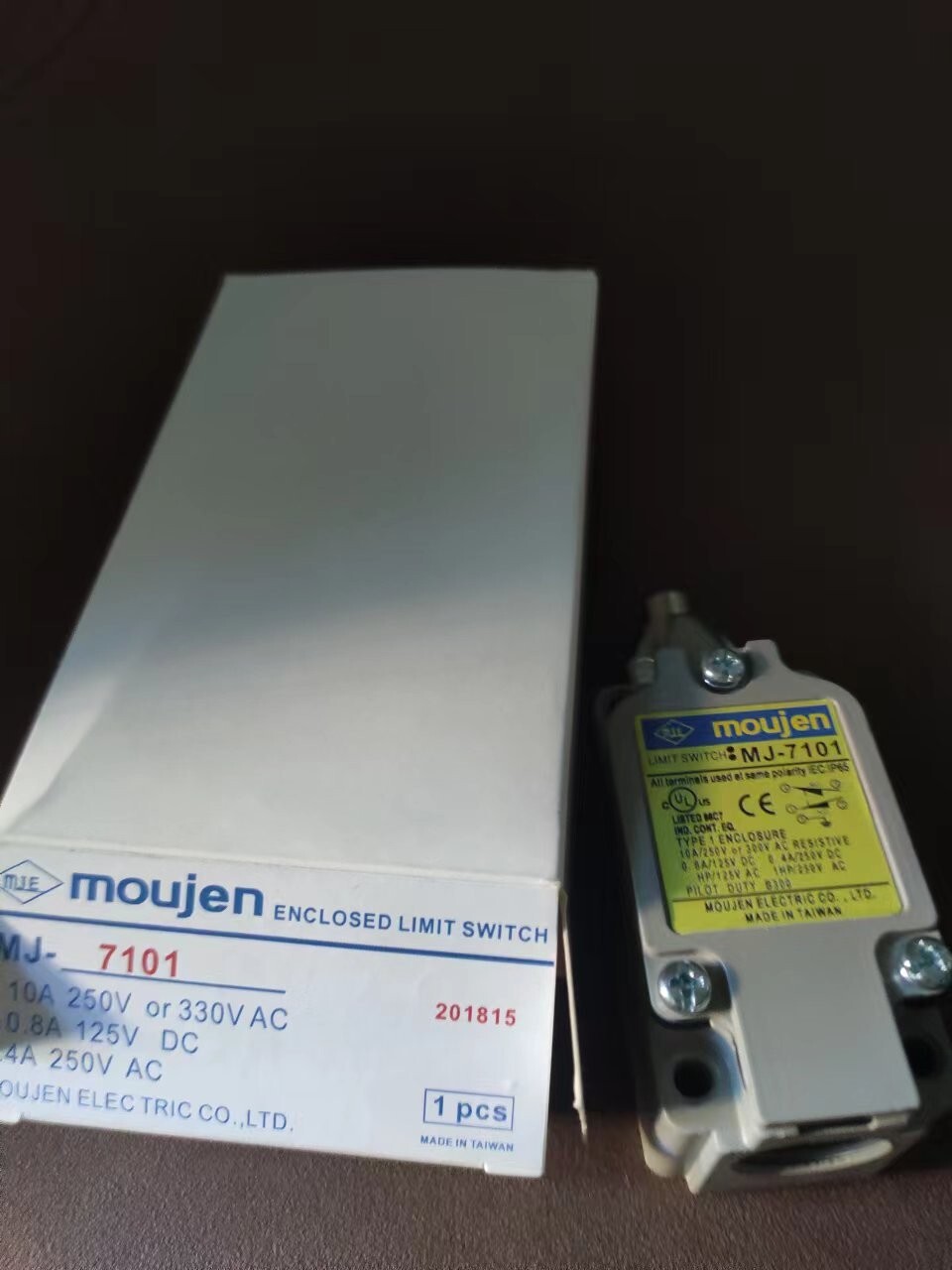 1 pcs moujen MJ-7101 Limit switch