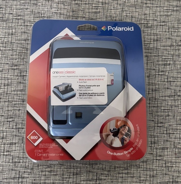 NEW Sealed POLAROID ONE 600 Classic Blue INSTANT Film CAMERA