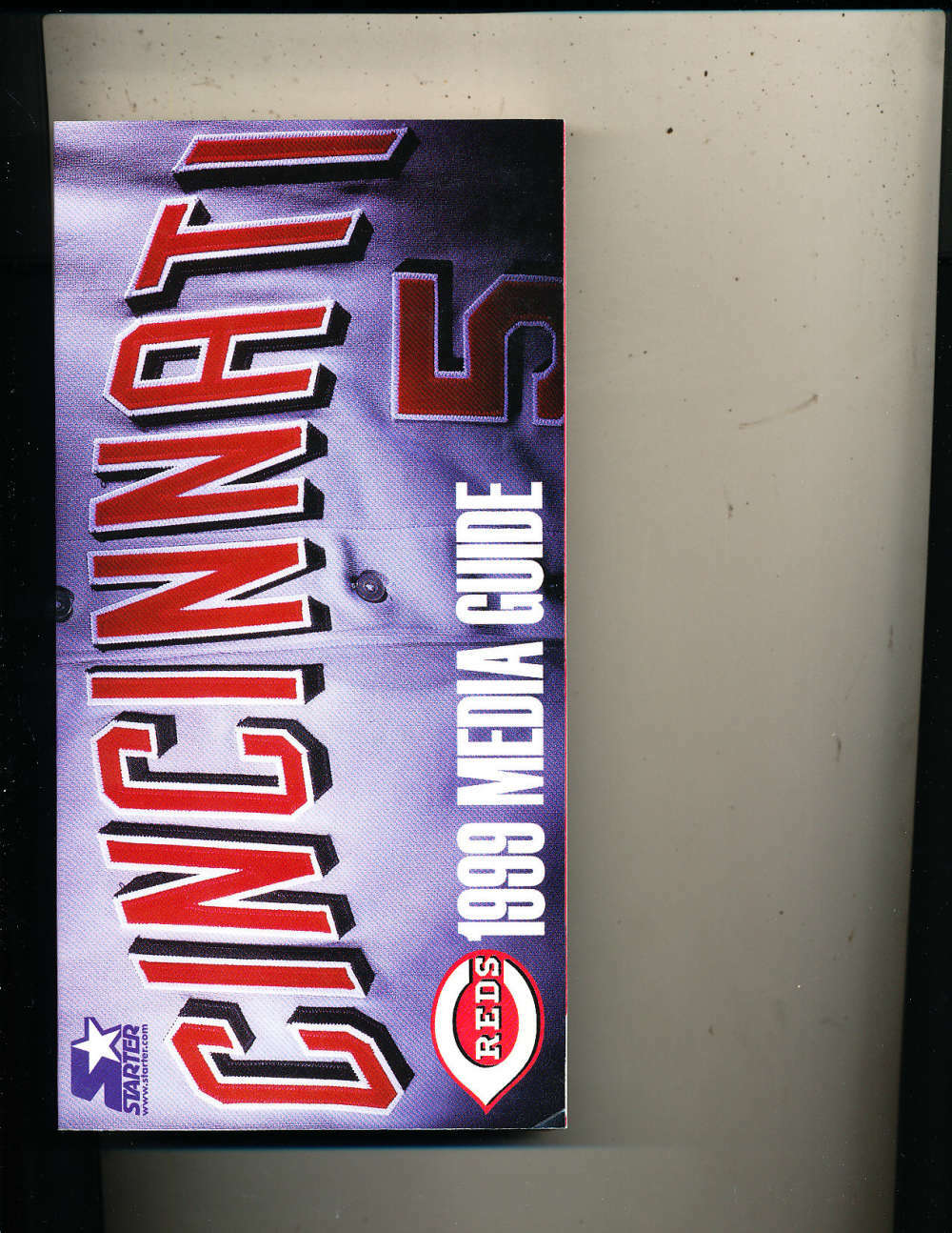 1999 Cinncinati Reds Media Press Guide BBMg6