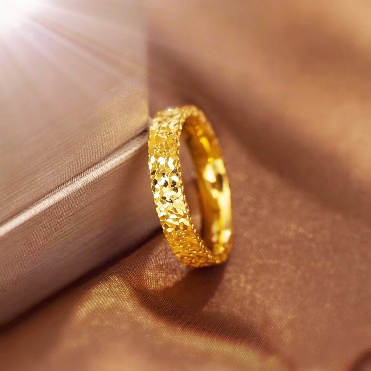 Lady's ring solid 10k gold all sizes.