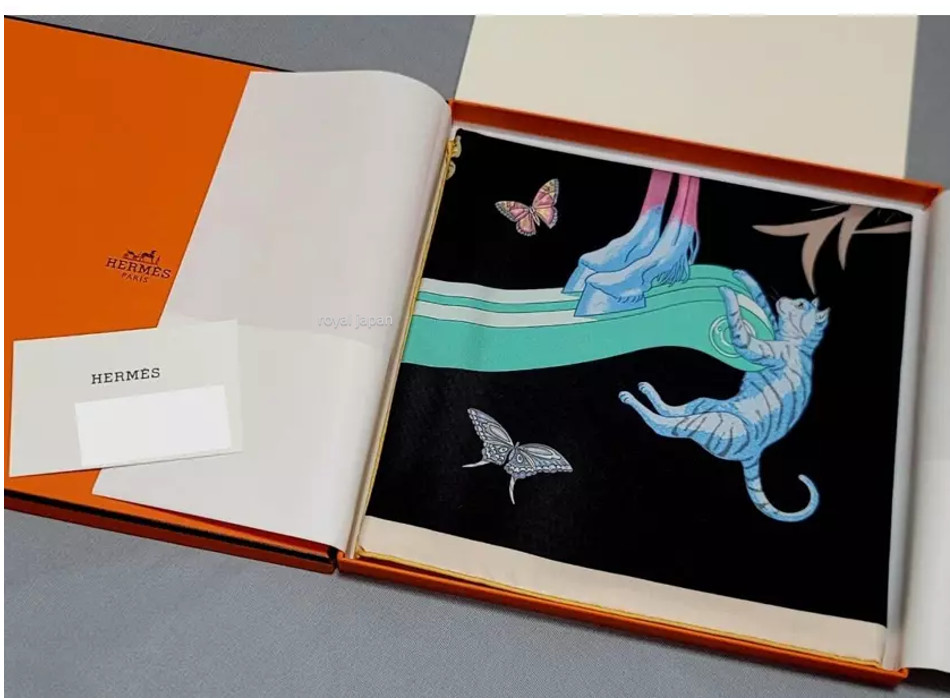 Unused w/box HERMES Carre 90 HERMES STORY Silk Scarf 90cm Black / US duty free