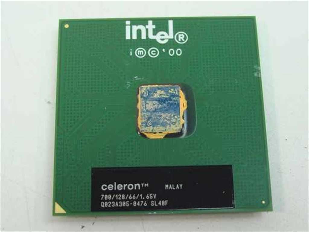 Intel Celeron SL48F 700MHz Socket 370 CPU PIII 128KB Cache 66MHz FSB 1.65V