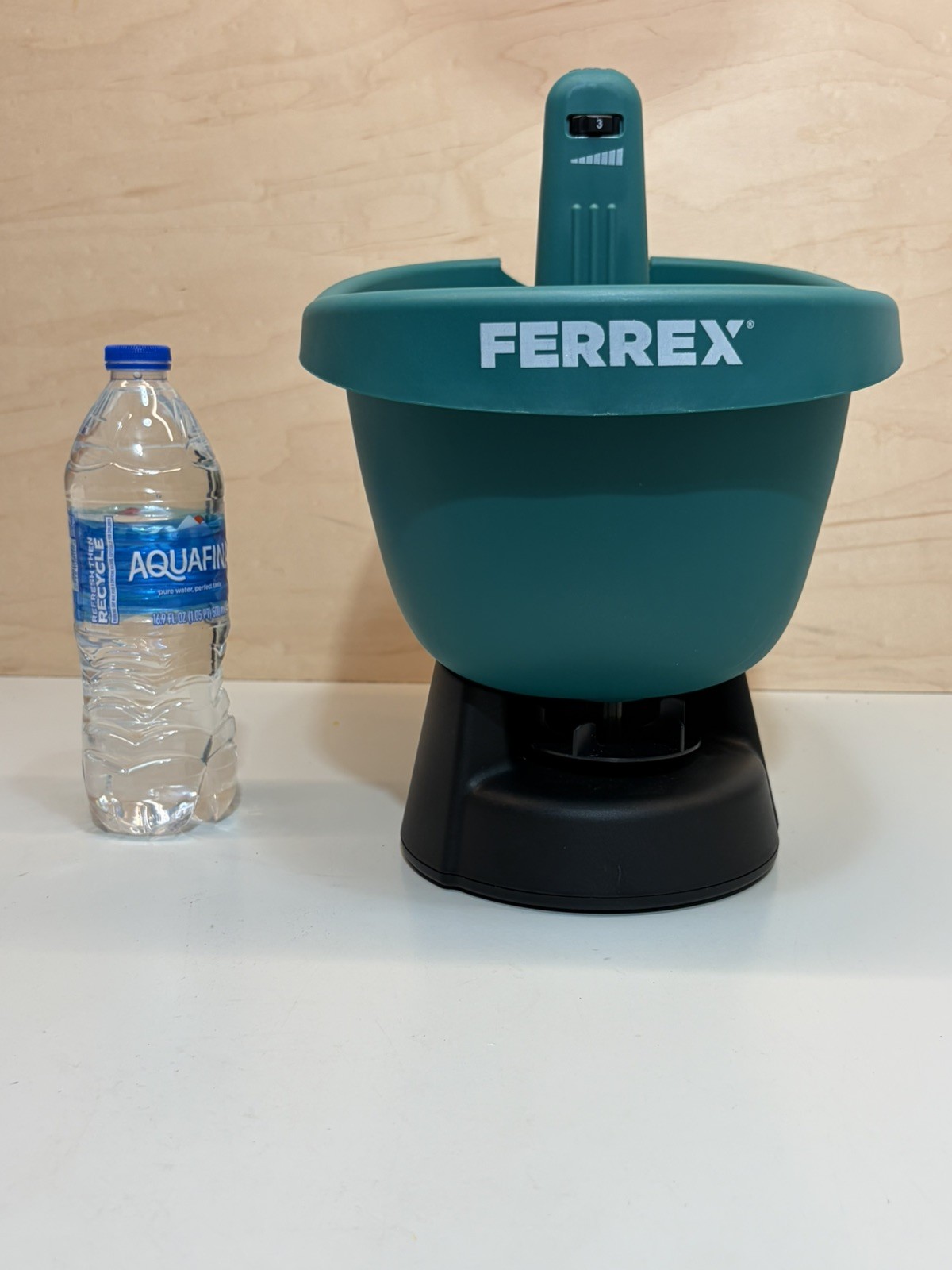 Ferrex Handheld Electric Seeder Fertilizer Weeder Seed Spreader NEW