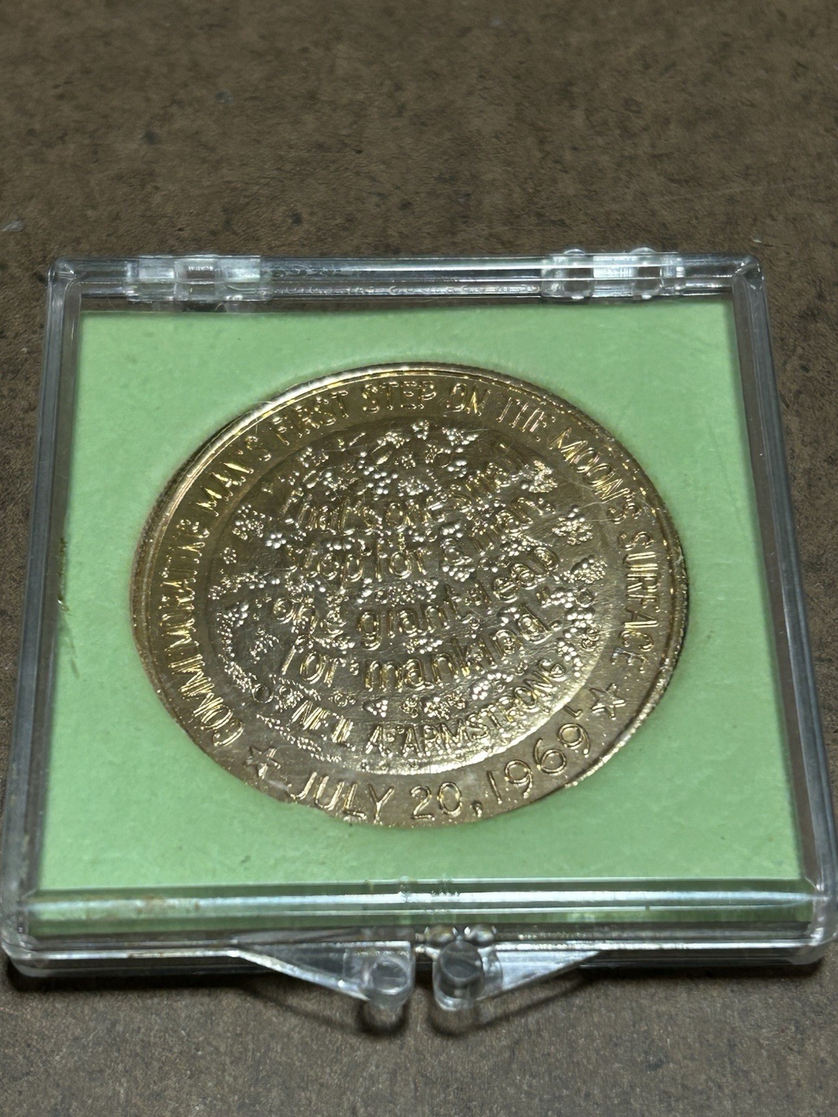 APOLLO 11 COMMEMORATIVE TOKEN