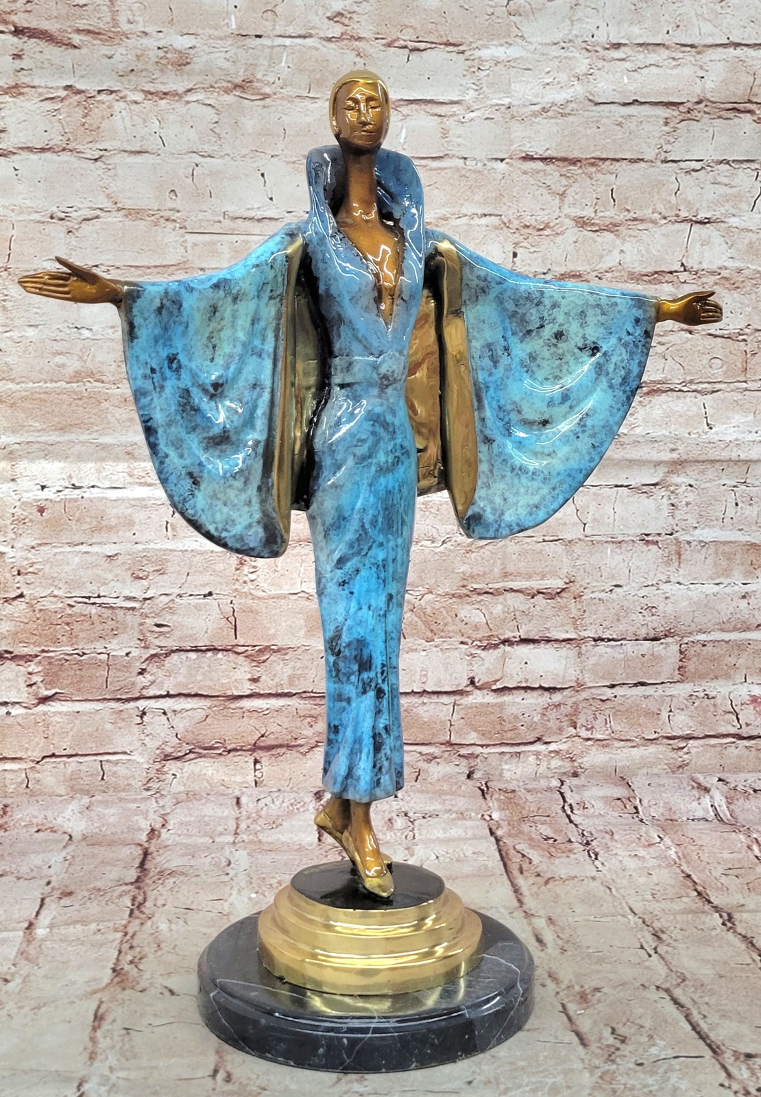Young Fashion Runway Cute Girl ArtDeco Bronze Sculpture Statue Figurine Decor