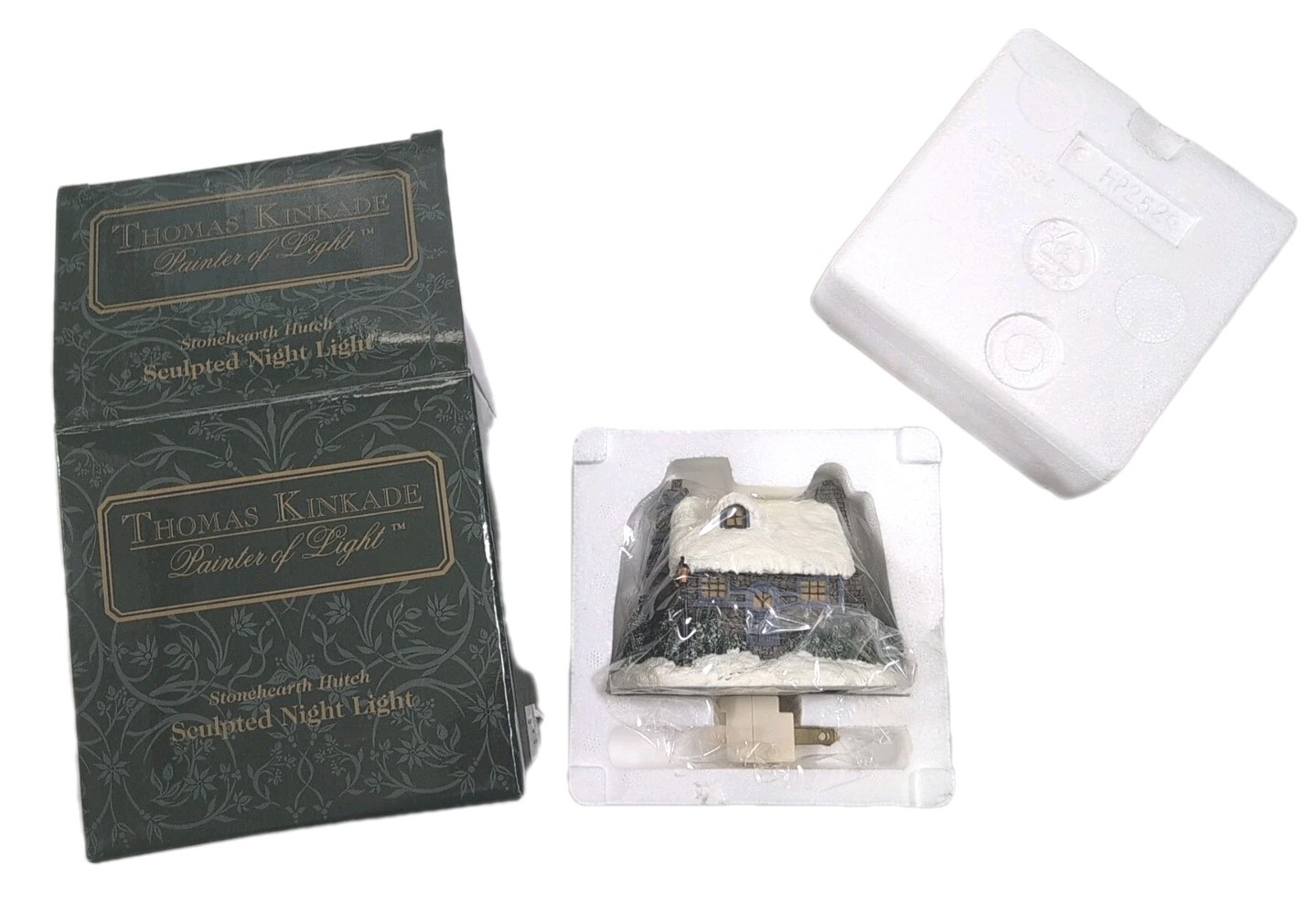 Thomas Kinkade Snowy Cottage STONEHEARTH HUTCH Sculpted Night Light - New