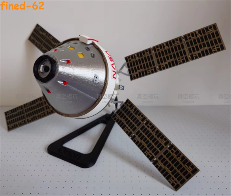 1/72 Artemis Program Boeing Orion Manned Spacecraft Finished Model Toys Gift