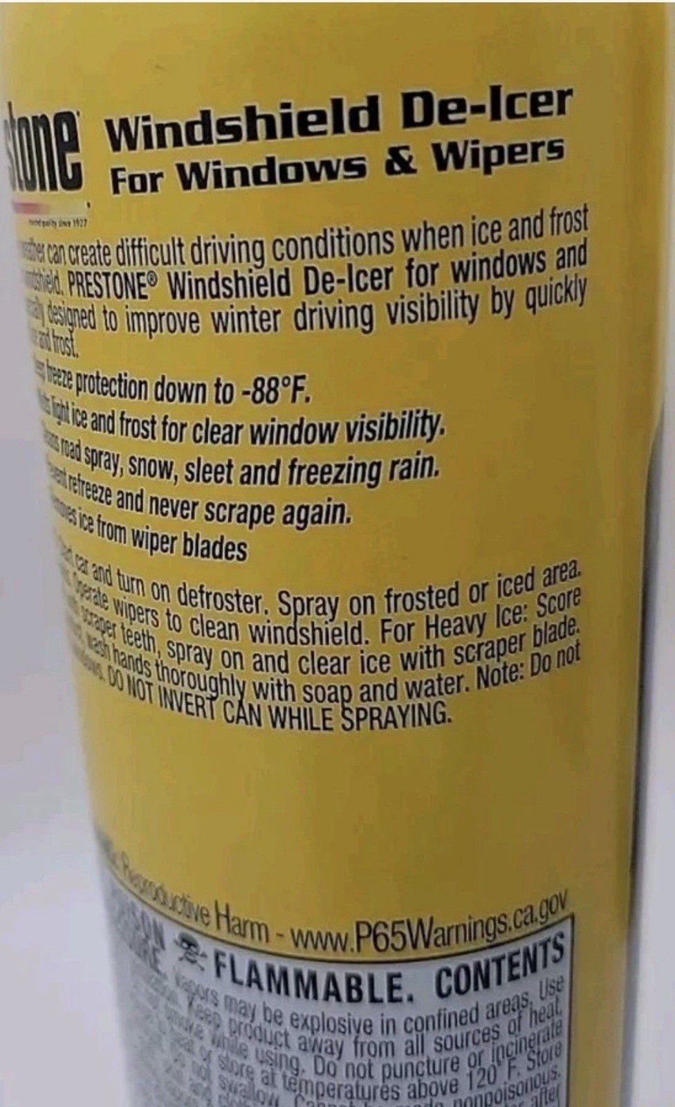 Prestone Windshield De-Icer Spray w/ Built-In Ice Scraper (2 Pack) Fast Ice Melt