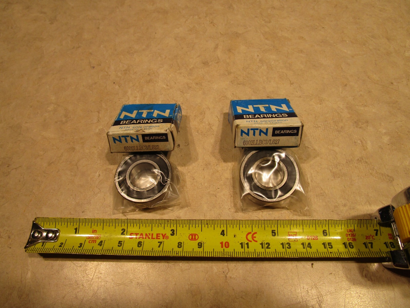 LOT OF 2 NTN 6002LLBC3/L627 BALL BEARINGS, J0035