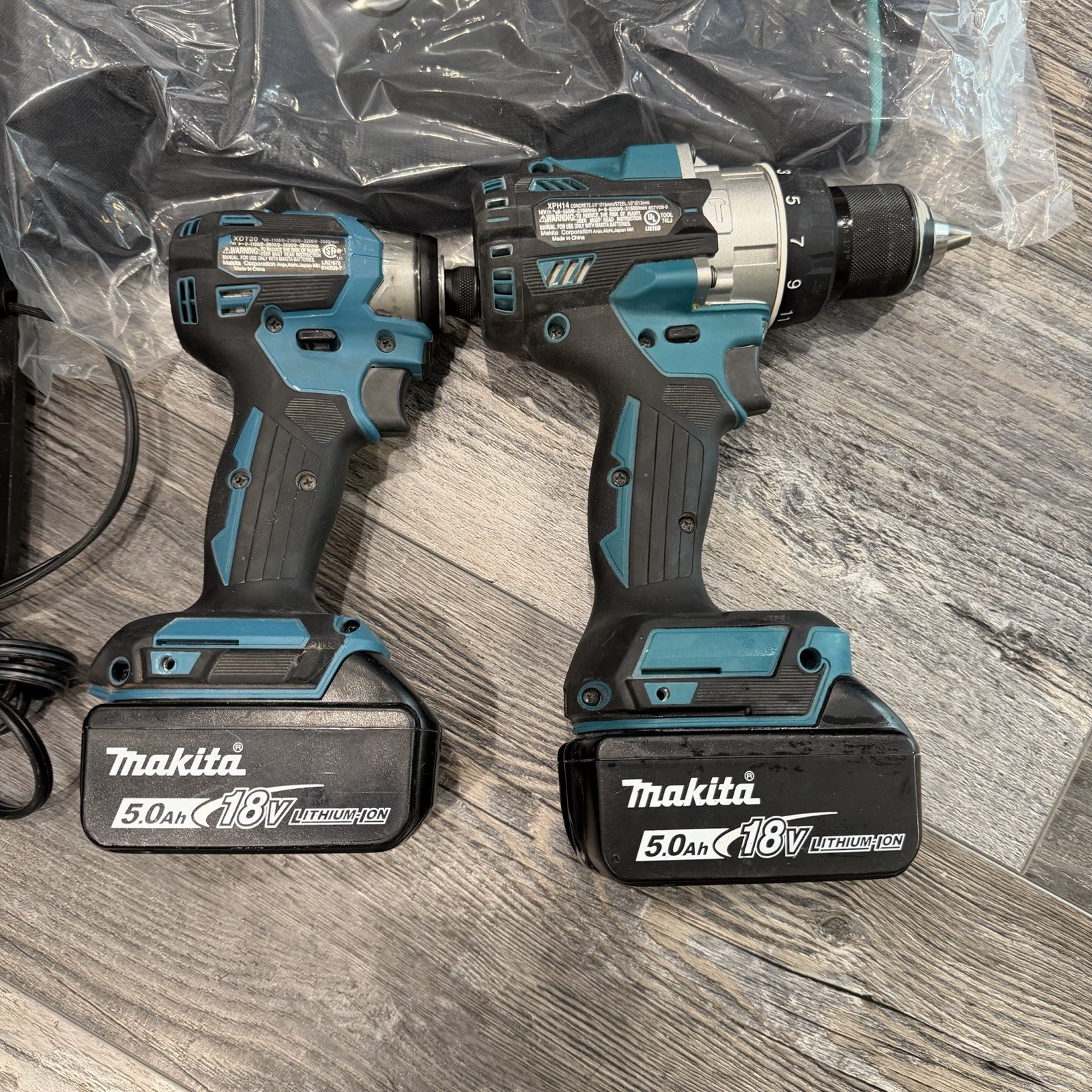 Makita XT297T 18V LXT 1/2" Hammer Drill Driver & Impact Combo Kit W/ Batts