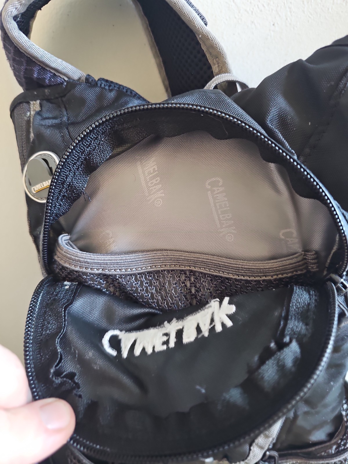 Camelbak LOBO Hydration Hiking Backpack Daypack + UNUSED Bladder | Cleaned