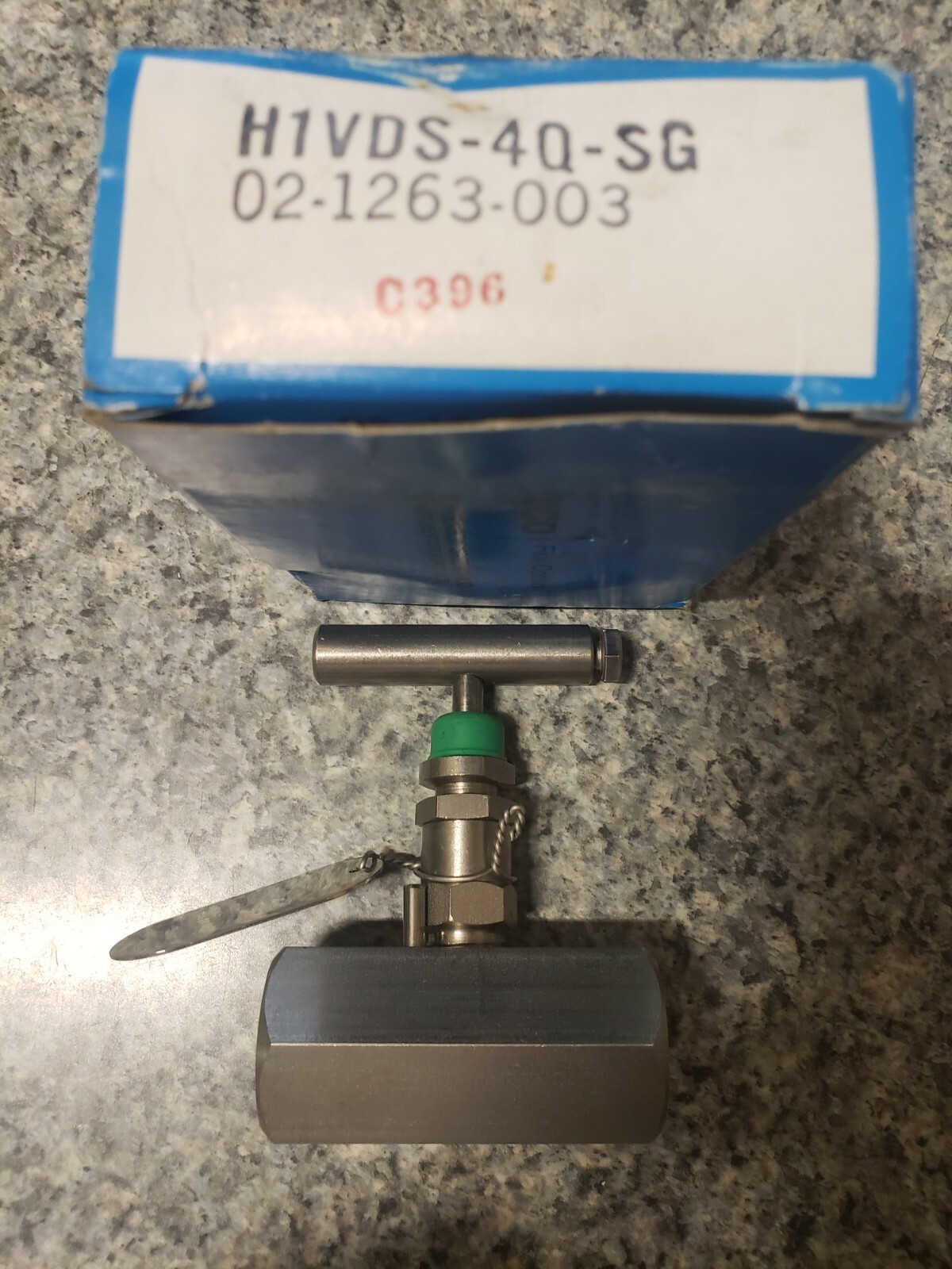 H1VDS-4Q-SG 15NPT F/F 6000PSI HAND VALVE SOFT SEAT 4.8MM ORIF TEFLON PACK DELRIN