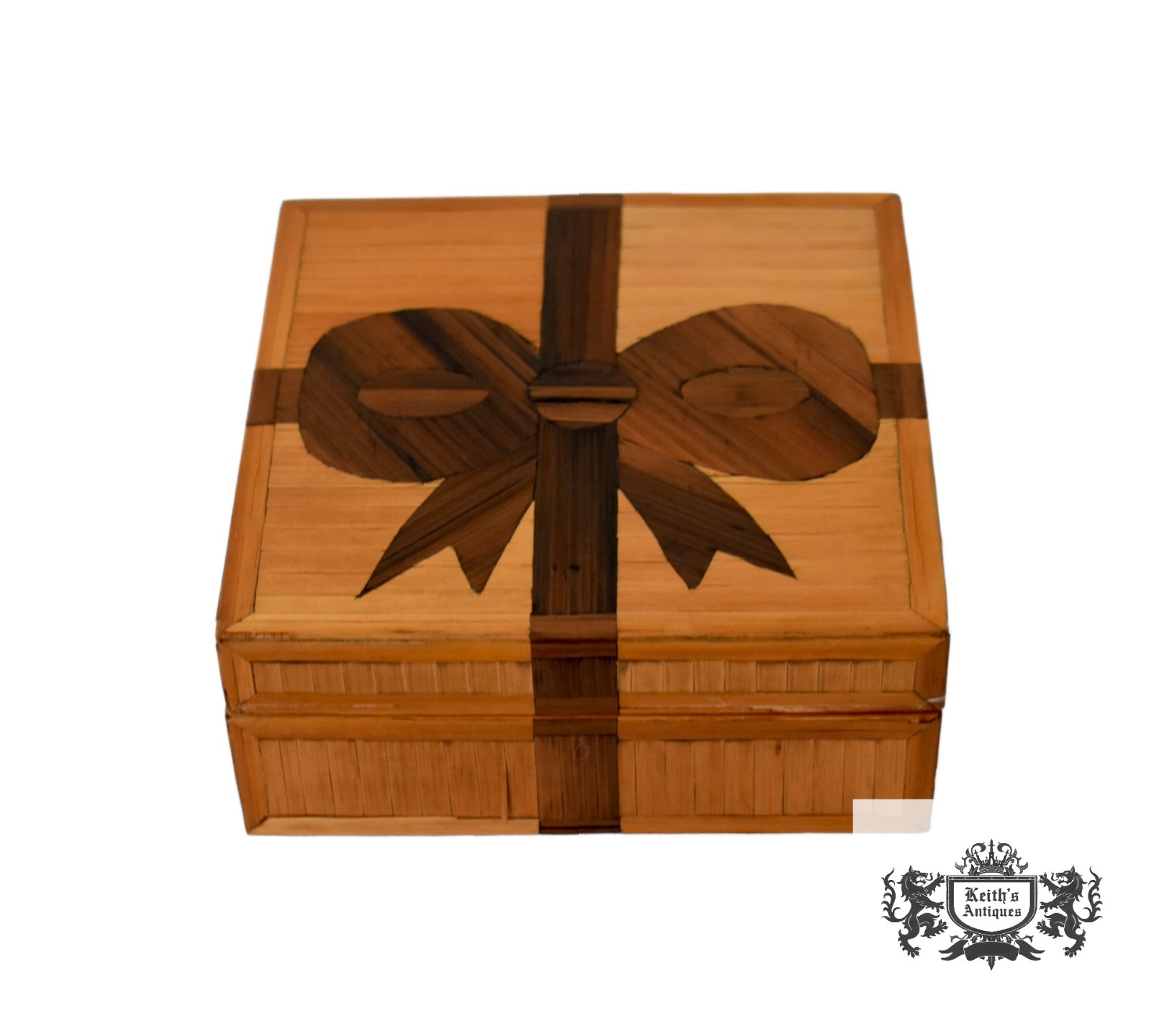Vintage Inlaid Felt Lined Trinket Box w/Ribbon Details