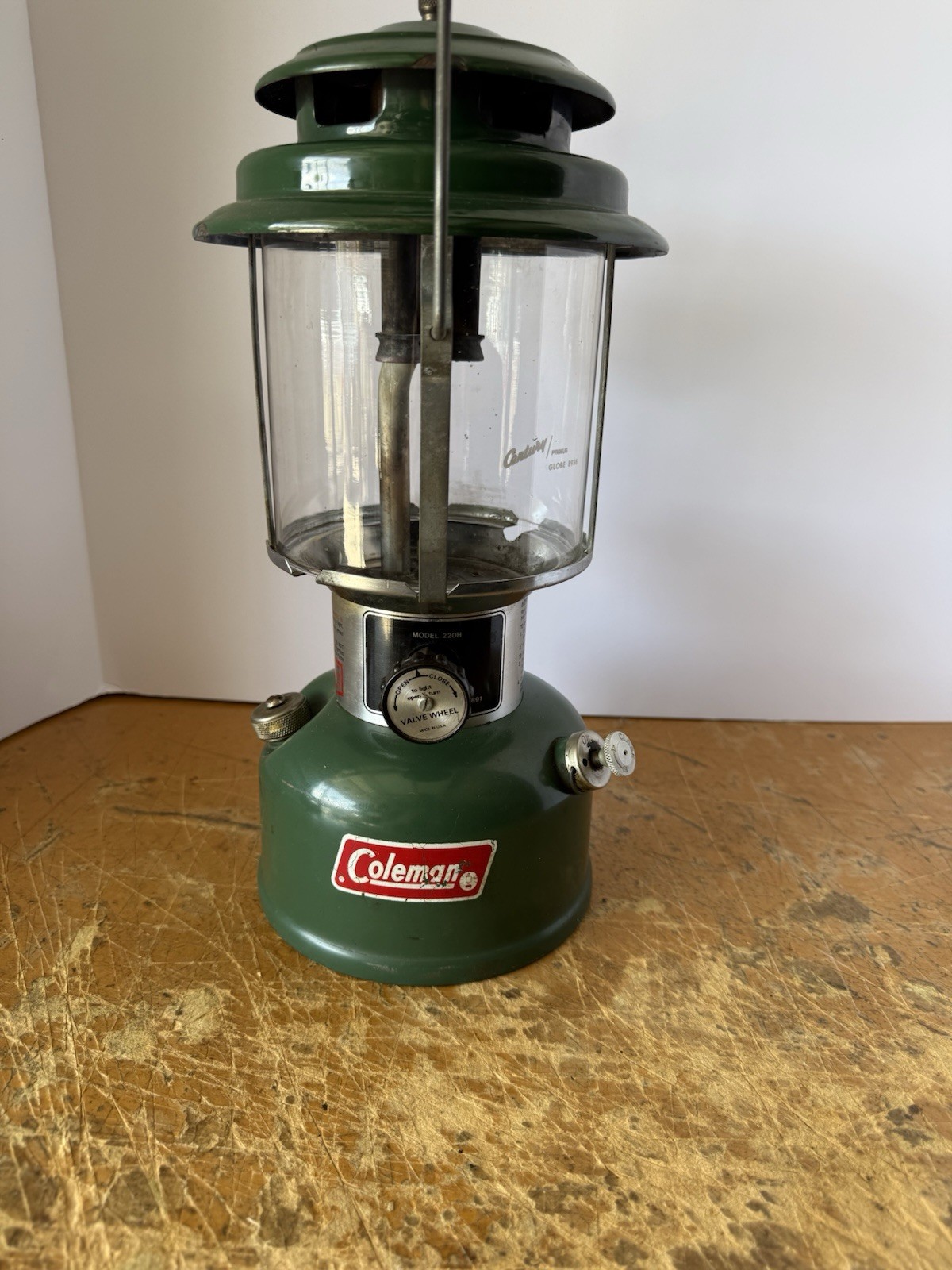 Vintage Coleman 220H Double Mantle Lantern 8/73 Pyrex Globe Green Camping