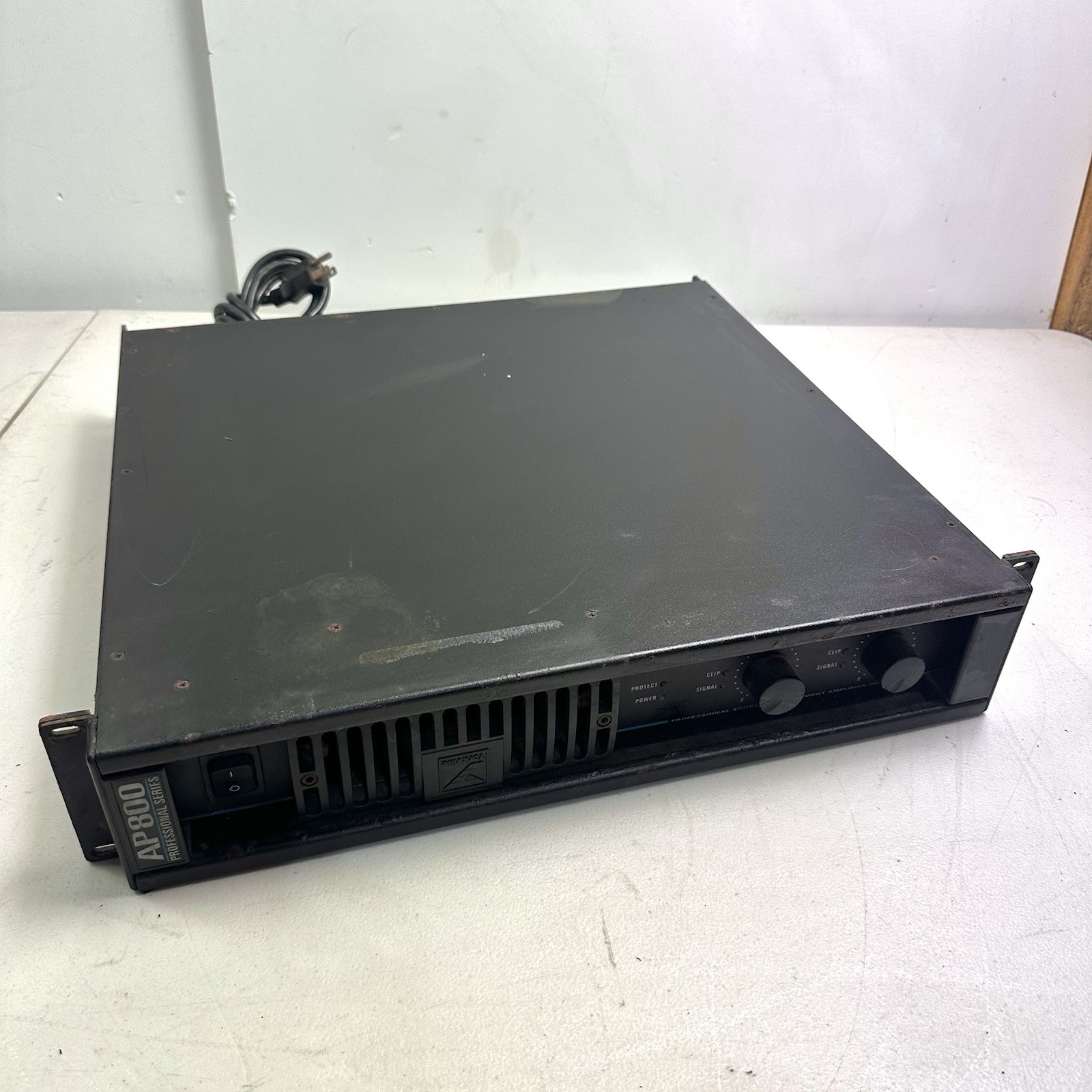 Yorkville AP800 Professional Series Amplifier TESTED WORKS