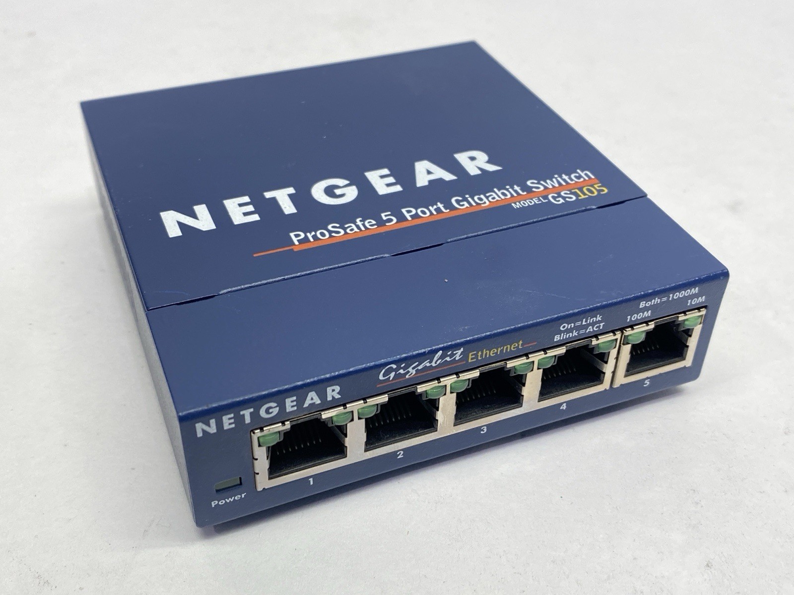 Netgear GS105v4 ProSAFE Unmanaged Gigabit Ethernet Switch 5-Port