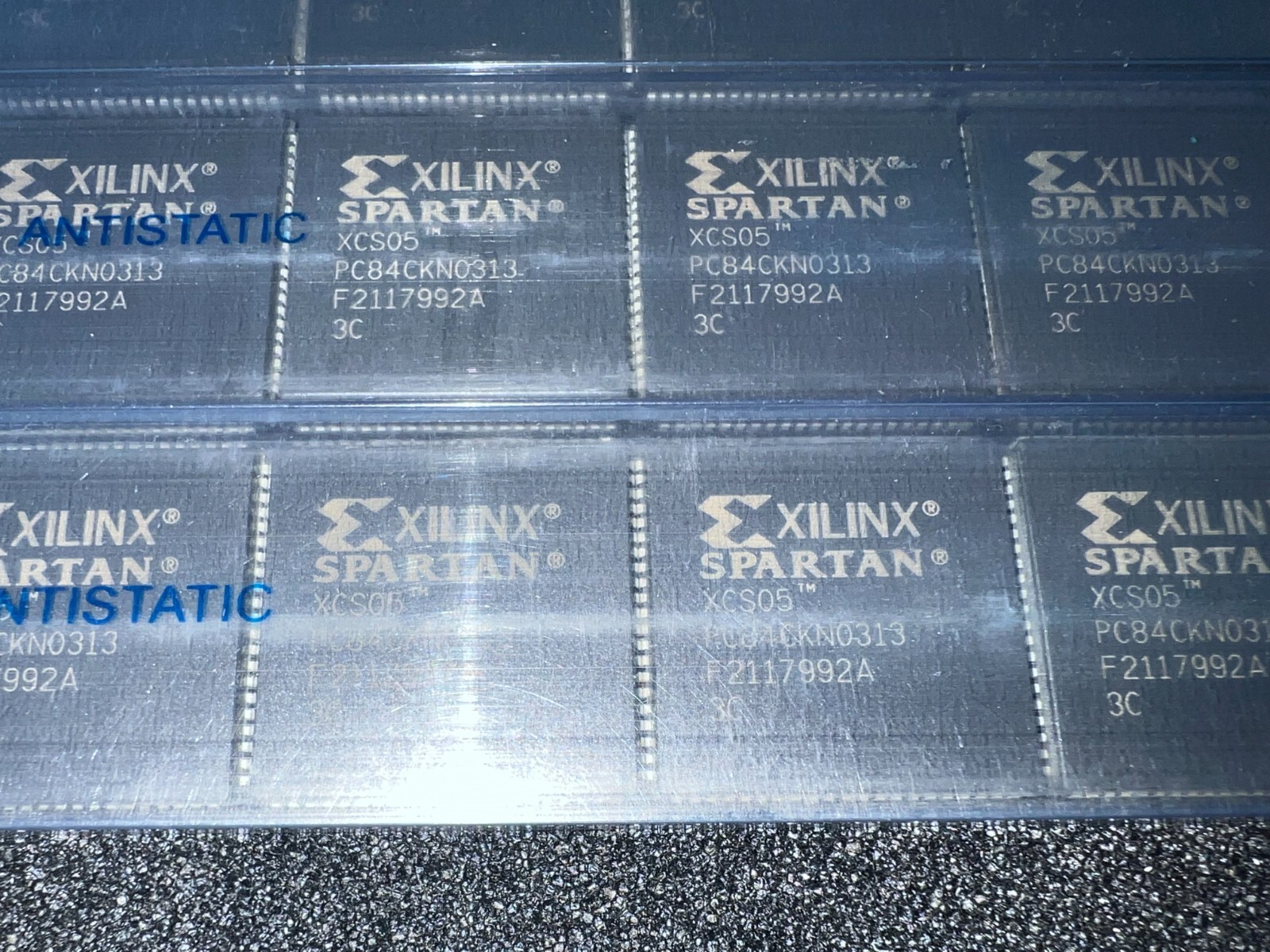 XCS05-3PC84C