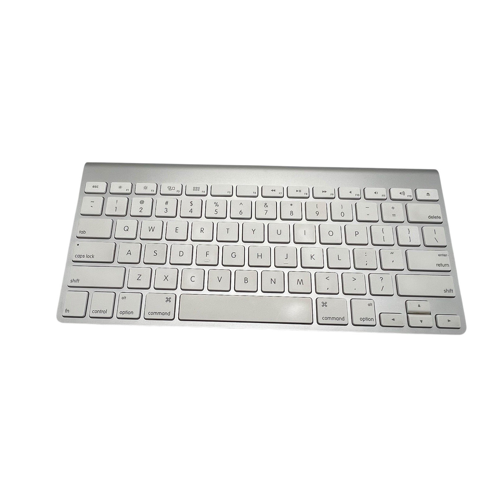 Apple A1314 Wireless Bluetooth Keyboard Silver Tested Working OEM