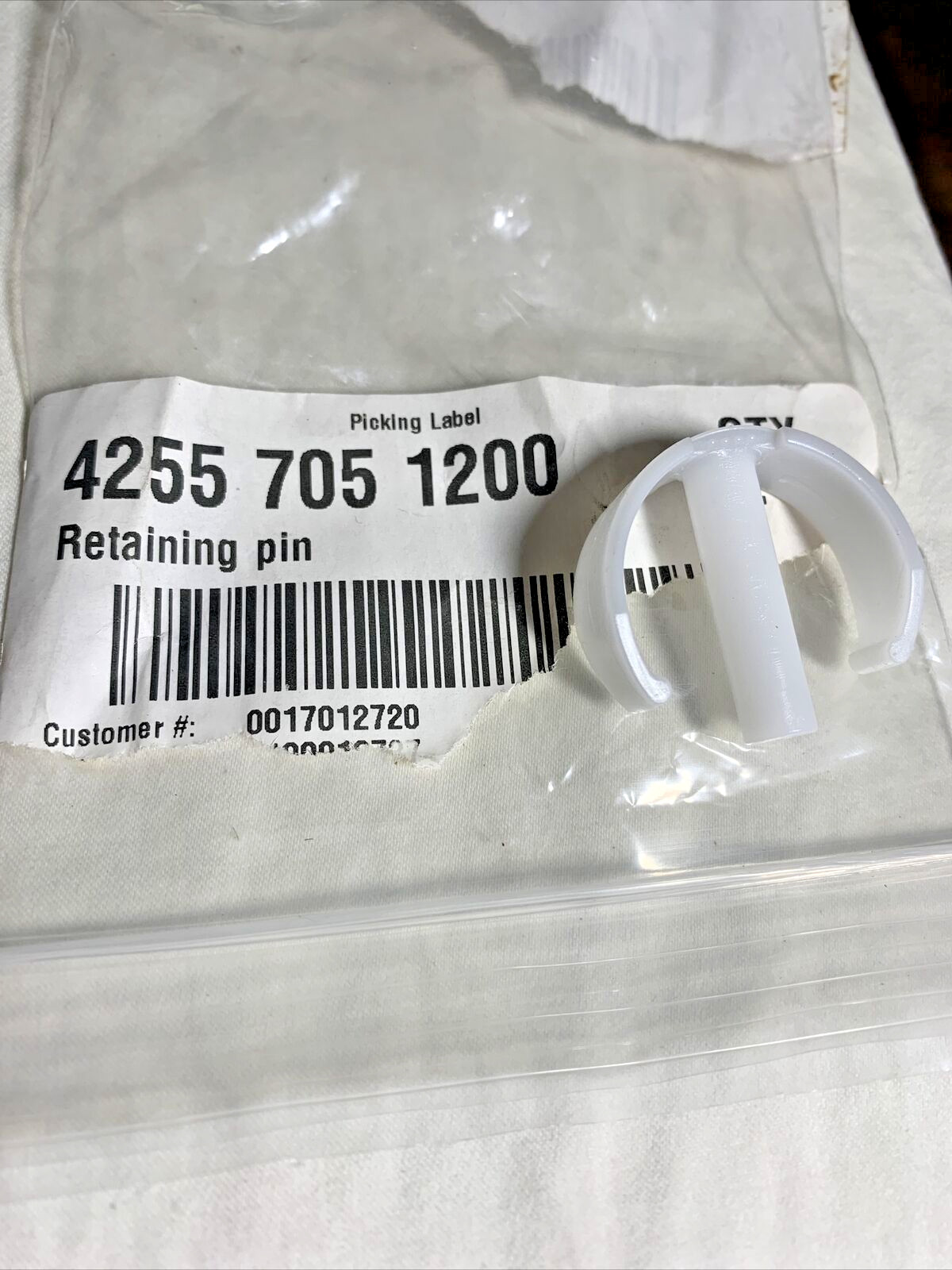 STIHL Hand Sprayer Shaft Lever Retaining Pin 4255 705 1200 OEM New