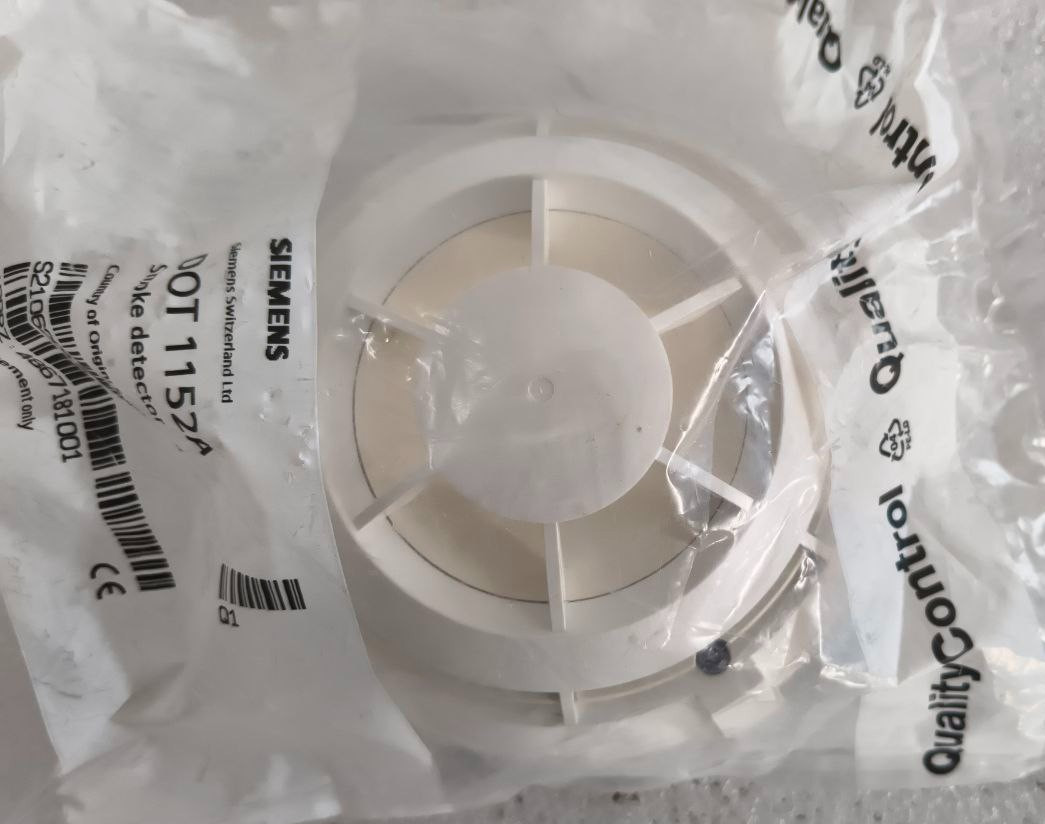 Siemens DOT 1152A Smoke Detector Fast Shipping