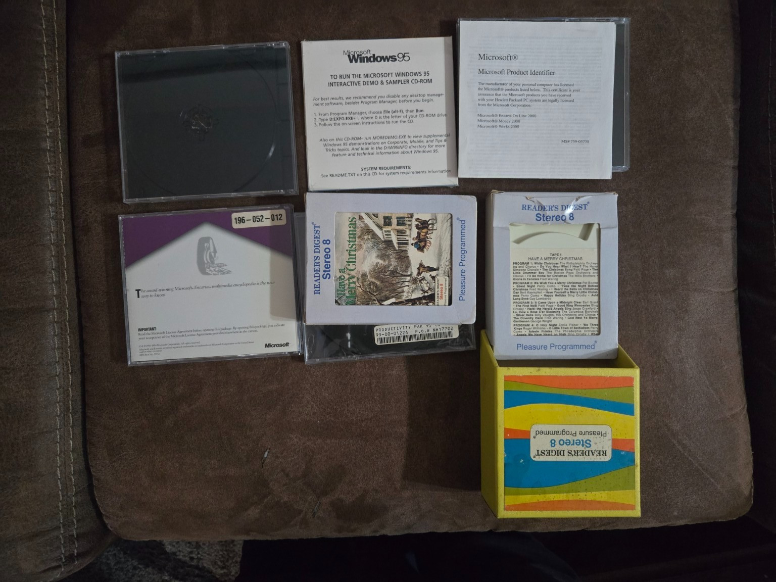 Vintage Microsoft Windows 95 Upgrade (1997) CD Encarta 8 Track