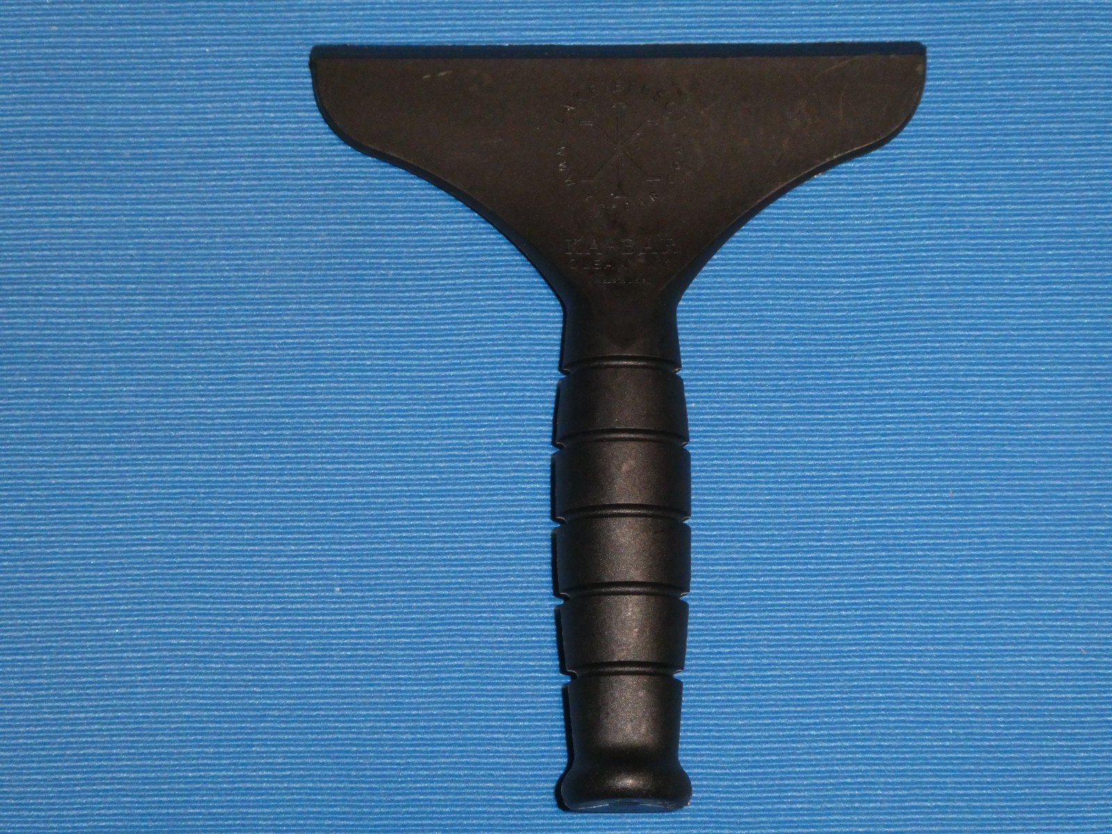 KA-BAR LAKE EFFECT HAND ICE SCRAPER SELF DEFENSE TOOL SUPER TOUGH POLY MATERIAL