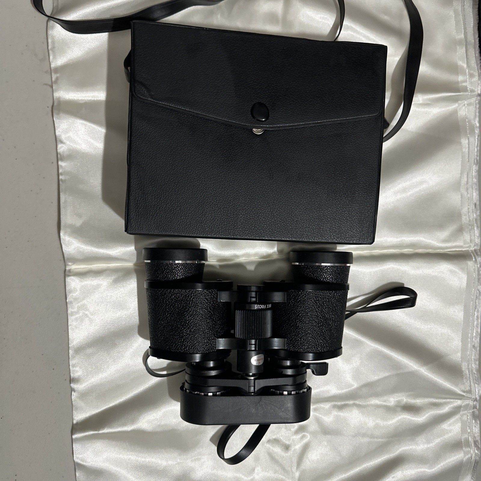 Sears Binoculars Model No. 2527 Amber Coated 7x35mm 578ft at 1000yds W/case