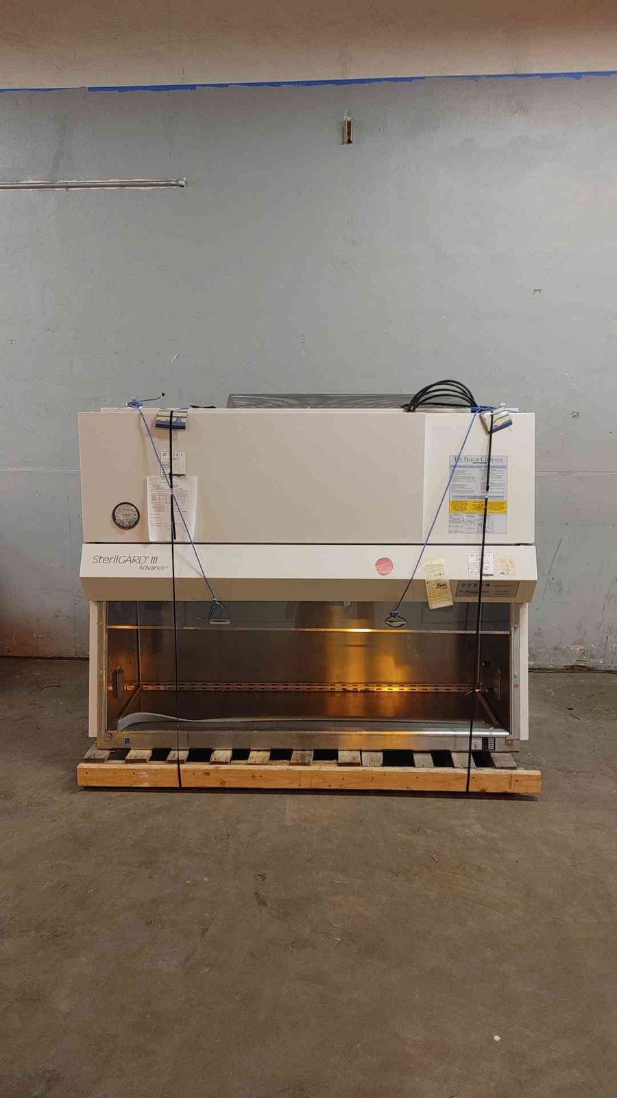 Baker Company SterilGard 3 Advance BSC BioSafety Fume Hood SG603A (109200)
