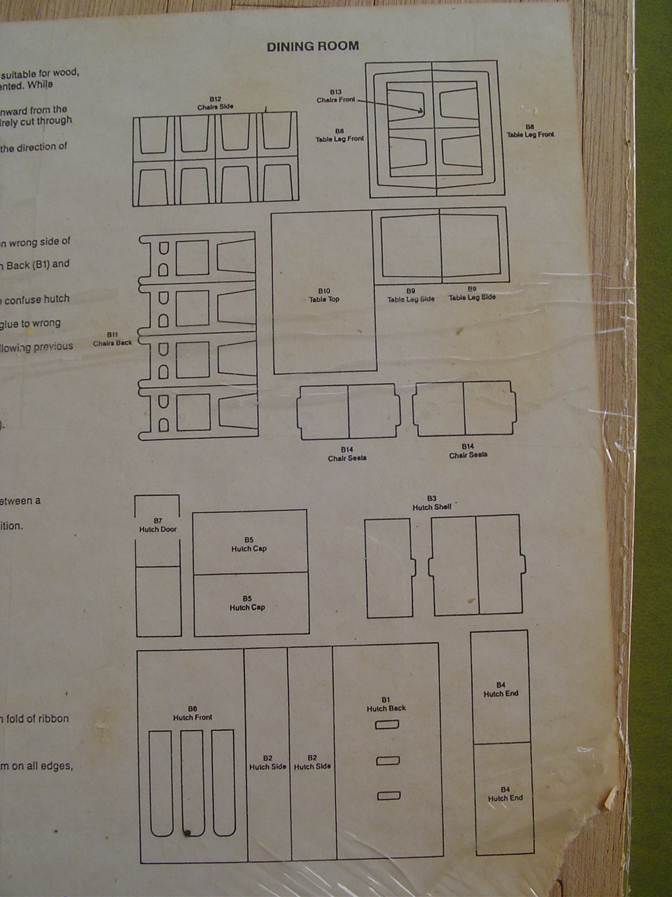 Dollhouse Furniture Set Dining Room Precut 6 pcs Pop Out Ready to Assemble