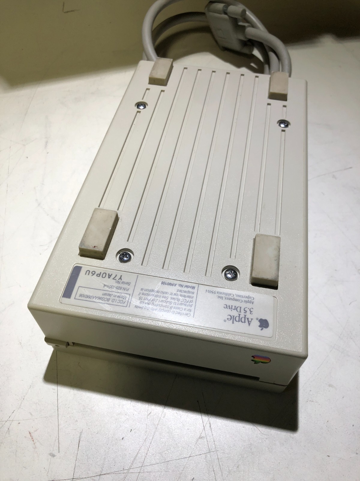 Vintage Apple 3.5" External Floppy Disk Drive - Model A9M0106 DB-19
