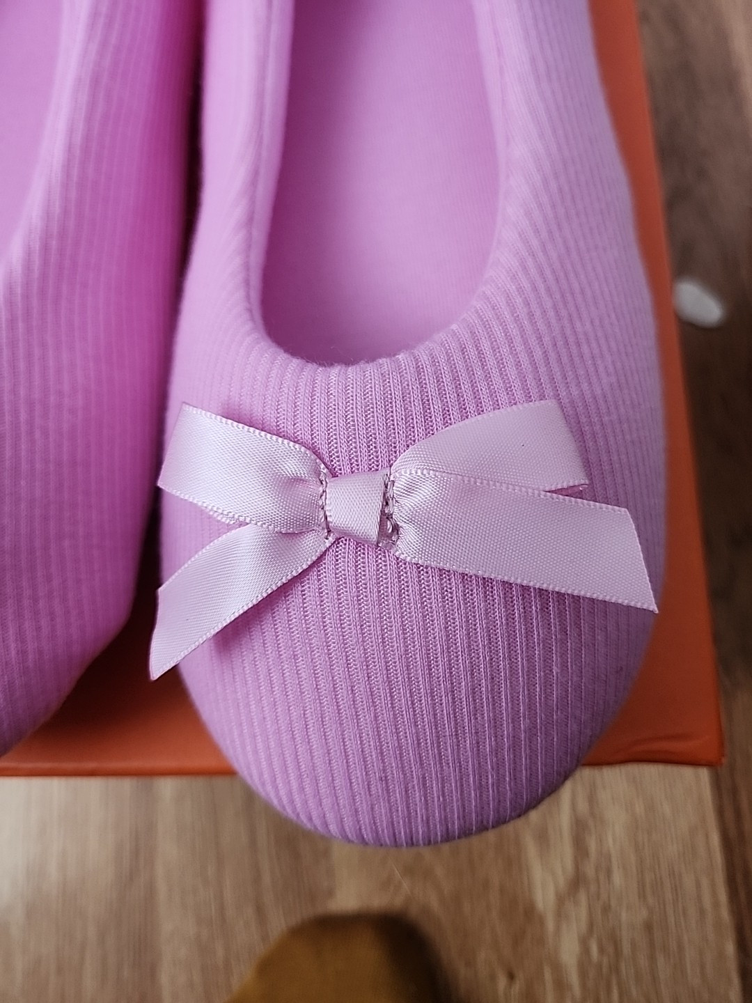 STUDIO 1886 RIB KNIT SLIPPERS MEDIUM 7/8 NEW IN BAG