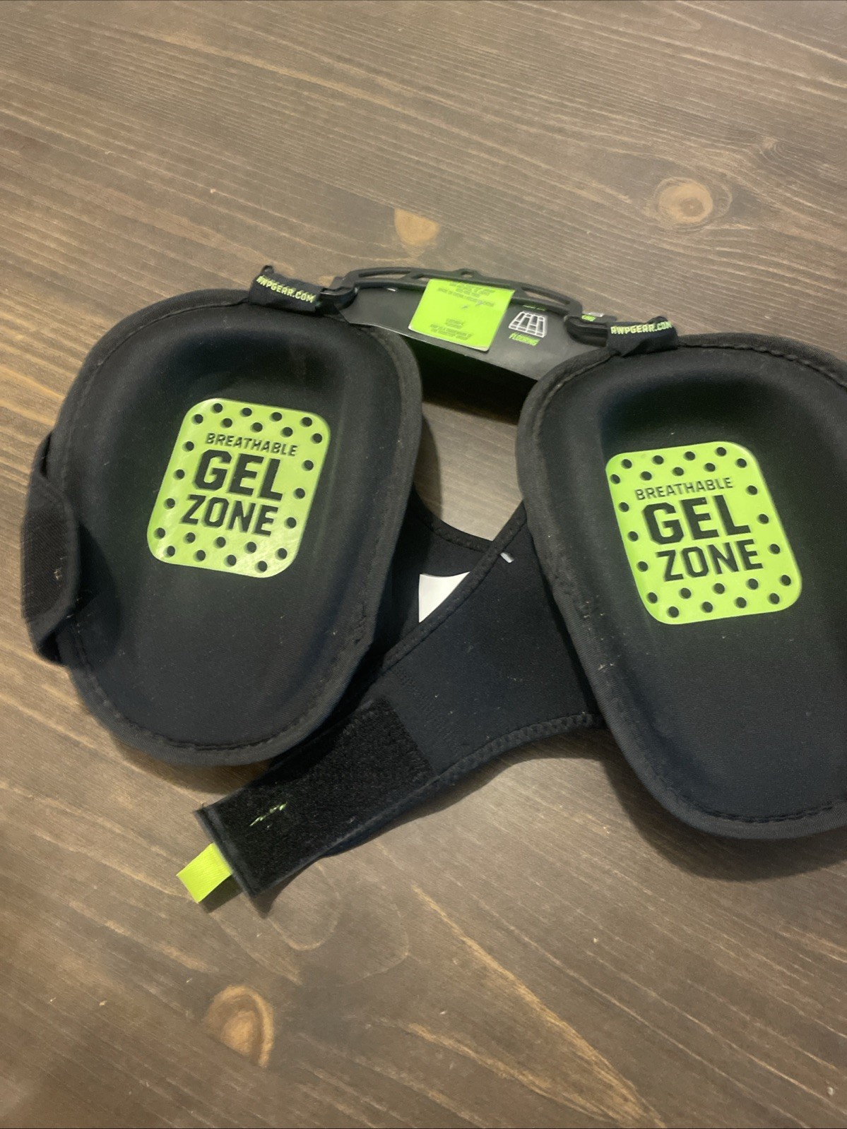 AWP L-22380-4 Gel Stabilizing Knee Pads - Black/Gray
