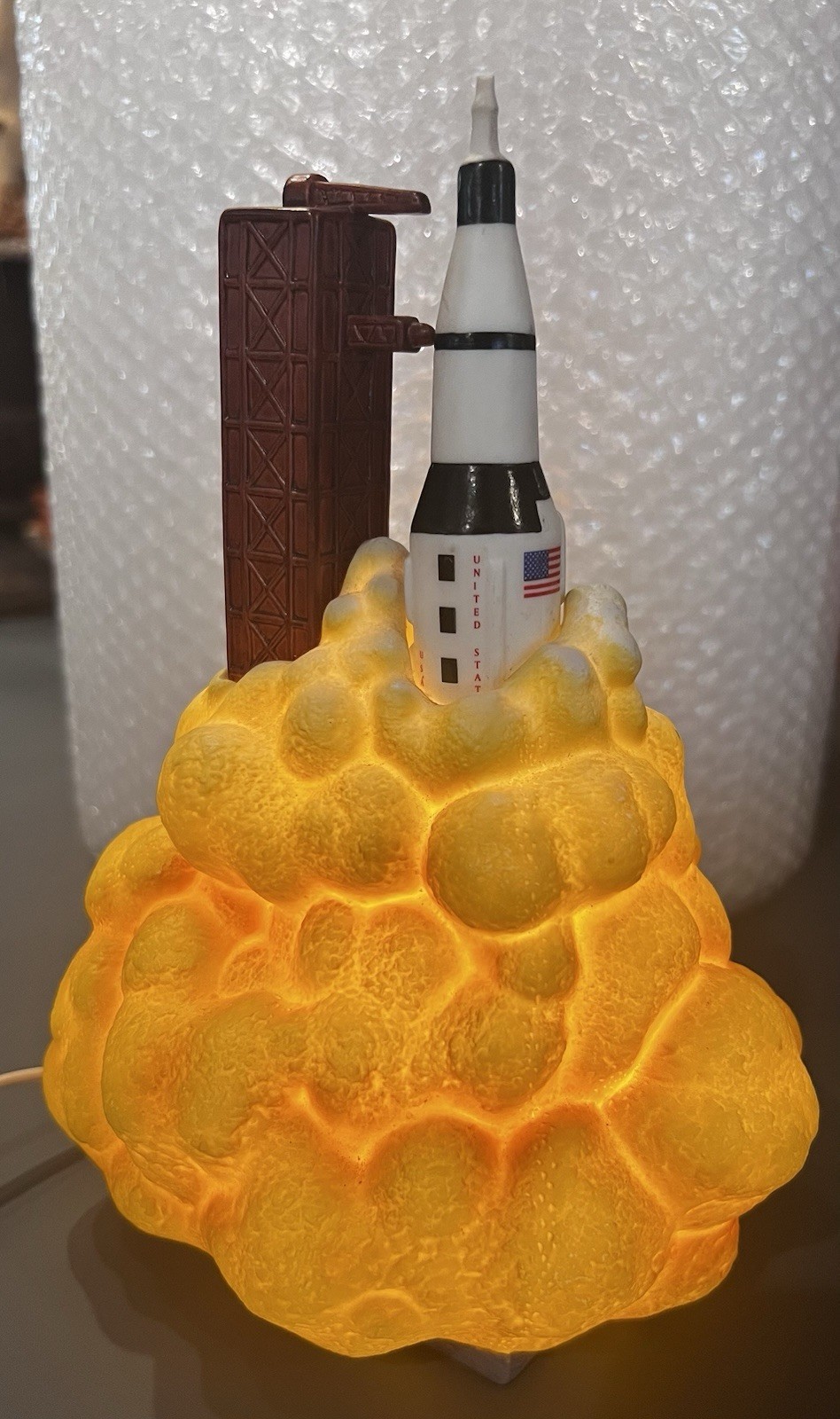 US NASA Space Shuttle Lift Off Night Lamp Light Saturn Apollo Enesco Glass 1999