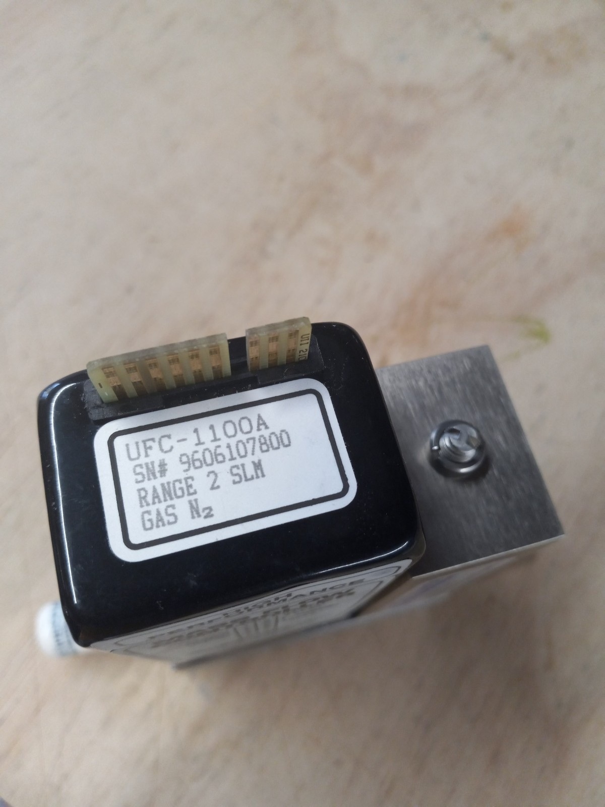 Unit Instruments UFC-1100A Mass Flow Controller 2 SLM N2 CALIBRATED