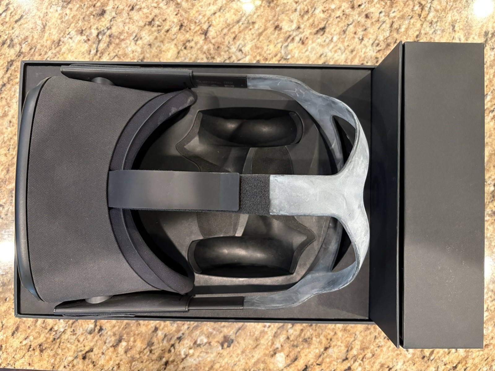 Occulus Quest 1 Virtual VR Headset with Accessories, Case, And Box