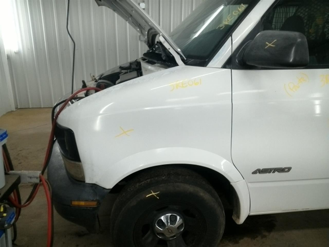 ASTROVAN 2001 Fuse Box Cabin 104858694