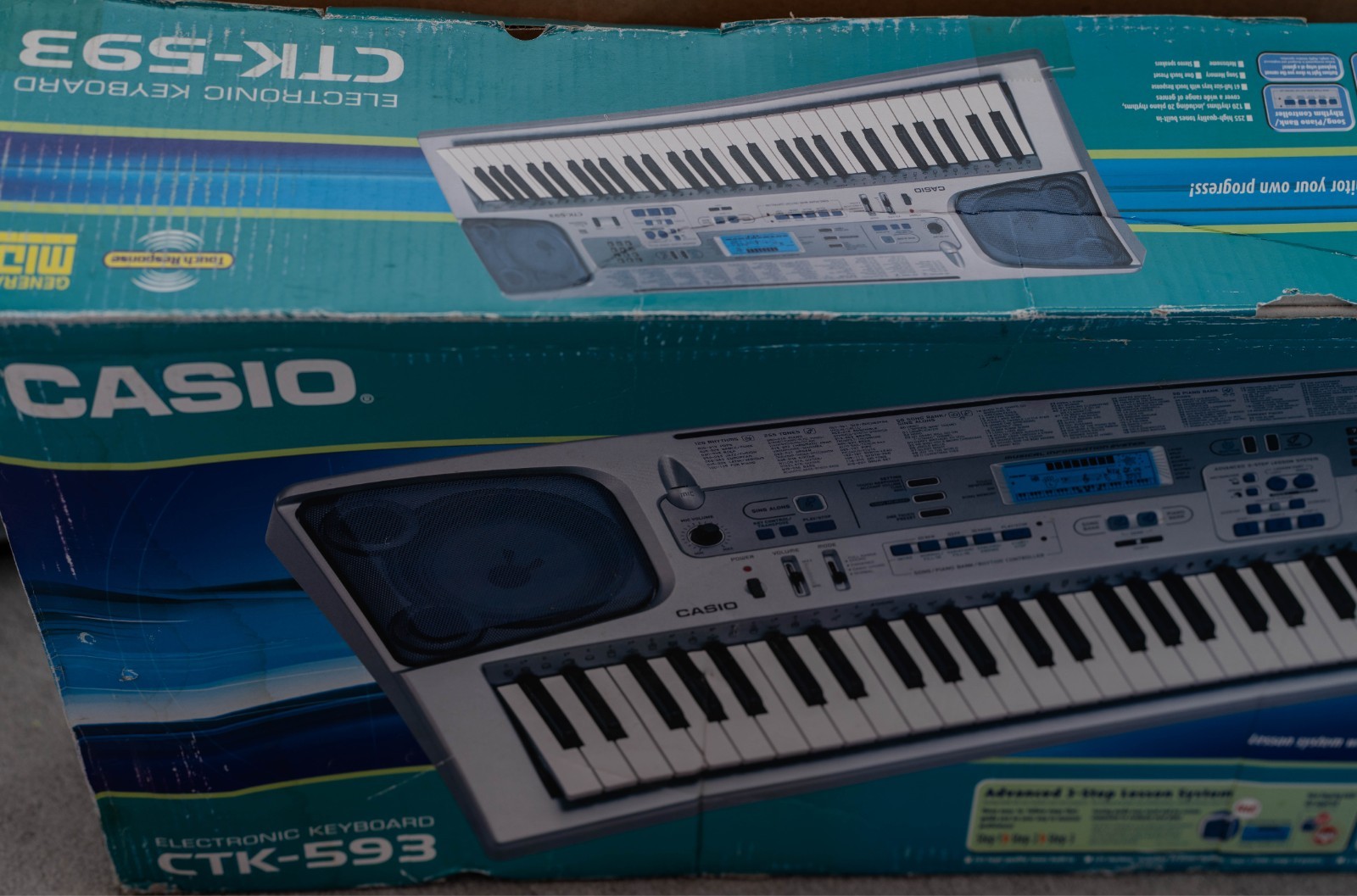 Casio CTK-593 Electronic Keyboard 61-Key Touch Response Brand New Boxed Complete