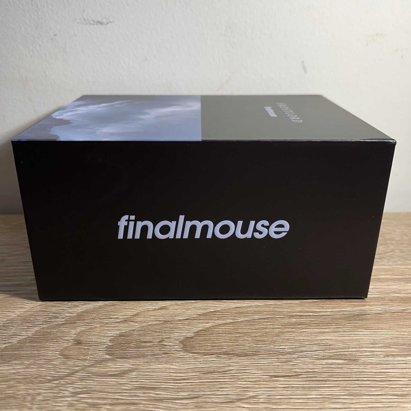 FINALMOUSE ULX FROSTLORD (SEALED) SIZE SMALL - INCLUDES FROST KEY