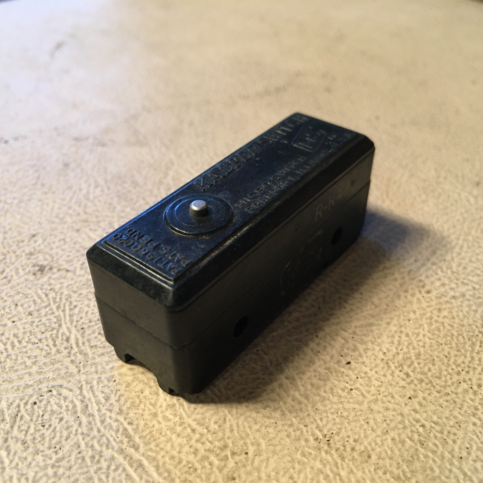 Honeywell Microswitch Kalper Switch R-R44, NOS