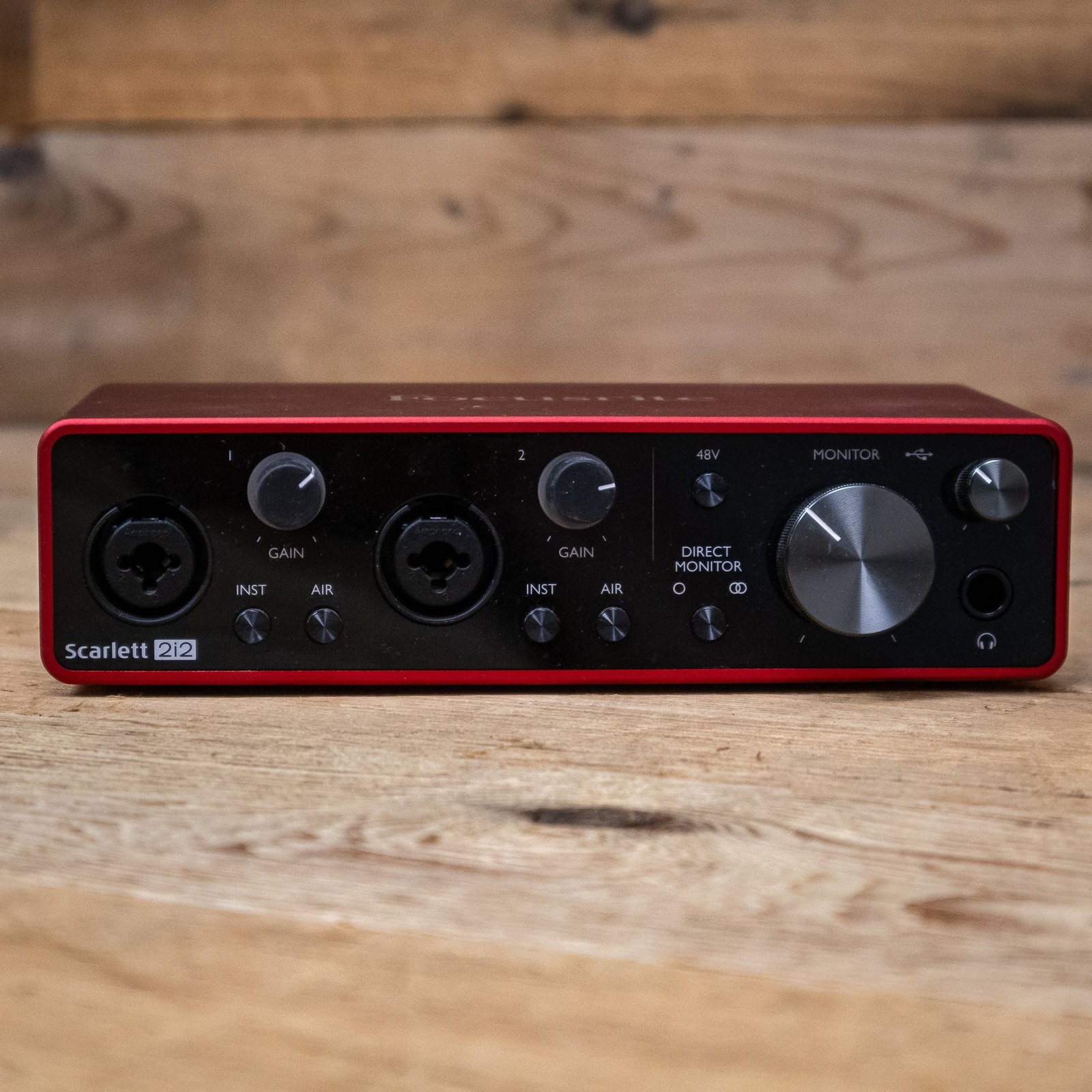 Focusrite Scarlett 2i2 (3rd Gen) USB Audio Interface Studio Recording U284836