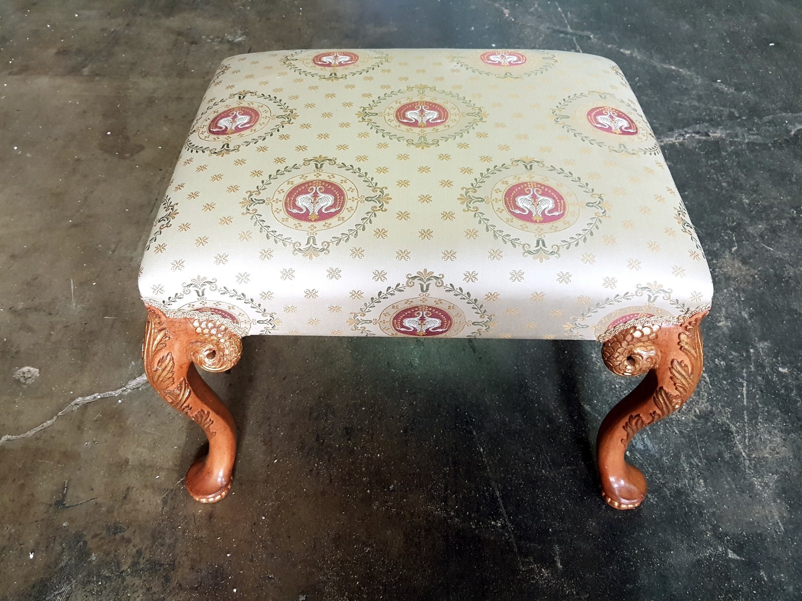 WOOD BENCH WITH RUBBED GOLD