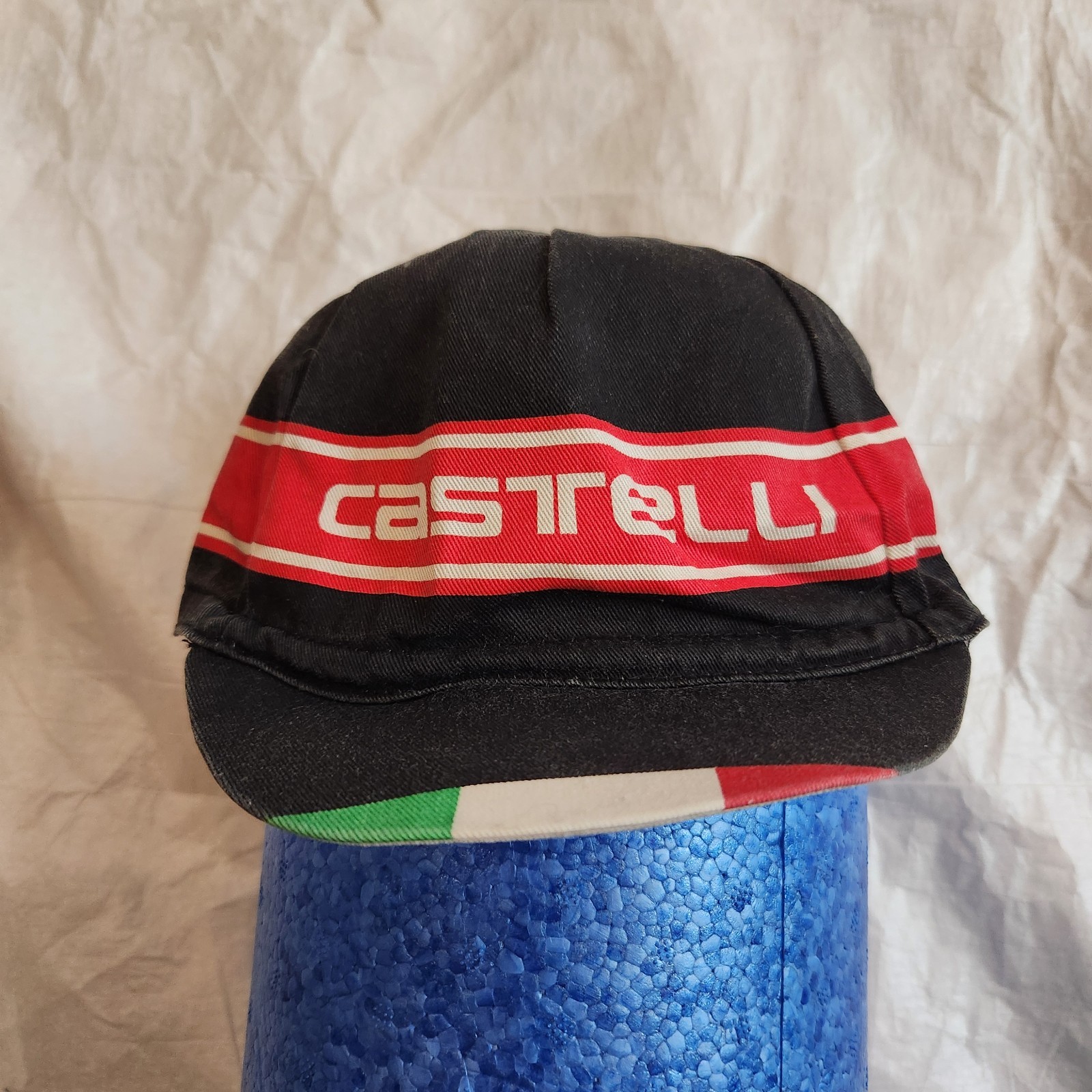 Castelli Cycling Black Bike Performance Bicycle Hat Cap Flex fit Italian Italy