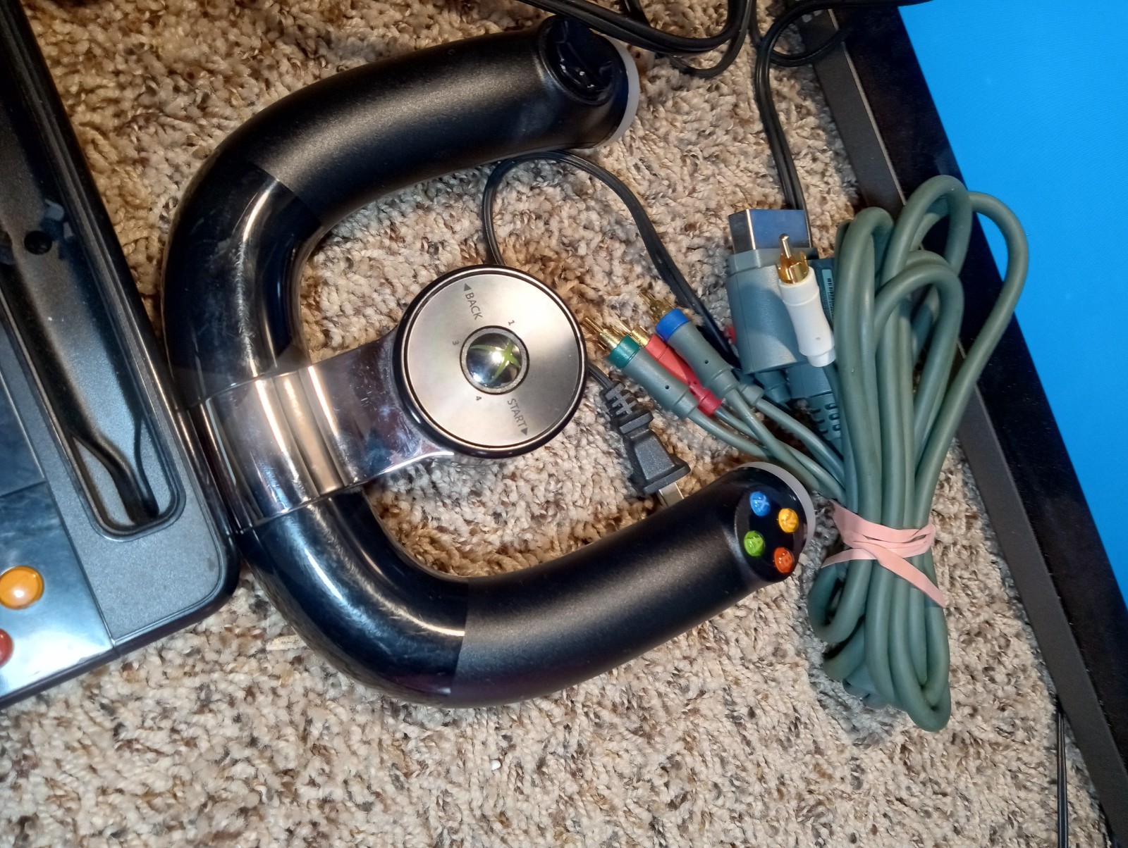 xbox 360 LOT accessories, wheel, Kinect,charger
