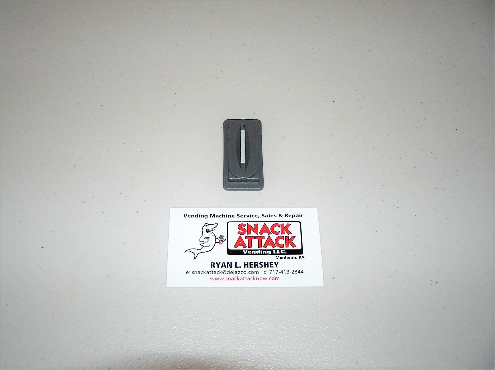 (AP) AUTOMATIC PRODUCTS 113, 112 SNACK VENDING MACHINE COIN INSERT TRIM