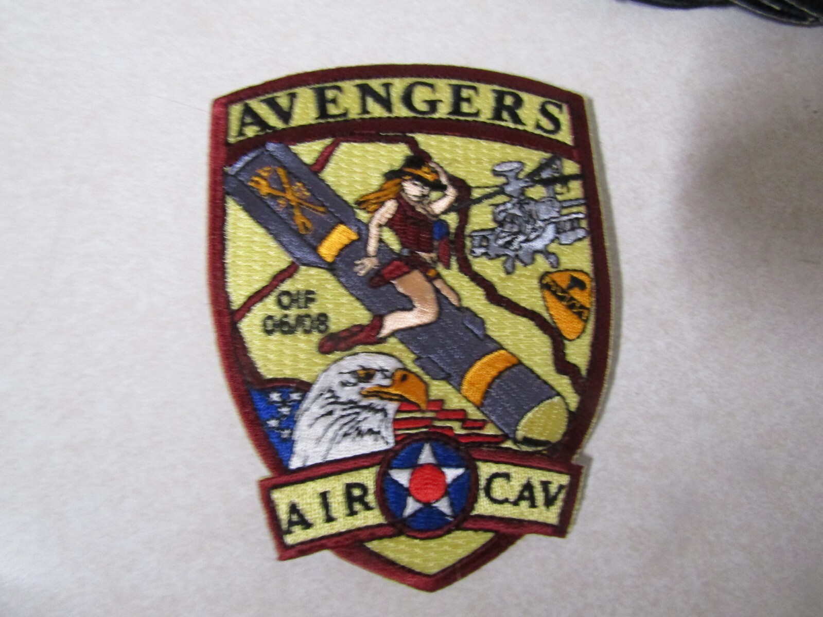 MILITARY PATCH SEW ON AVENGERS AIR CAV OIF 06-08 HELECOPTER 1ST CAVALRY RED TRIM