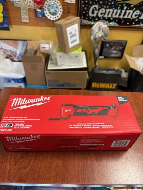 Milwaukee 2626-20 M18 Cordless Multi Tool (Tool Only)