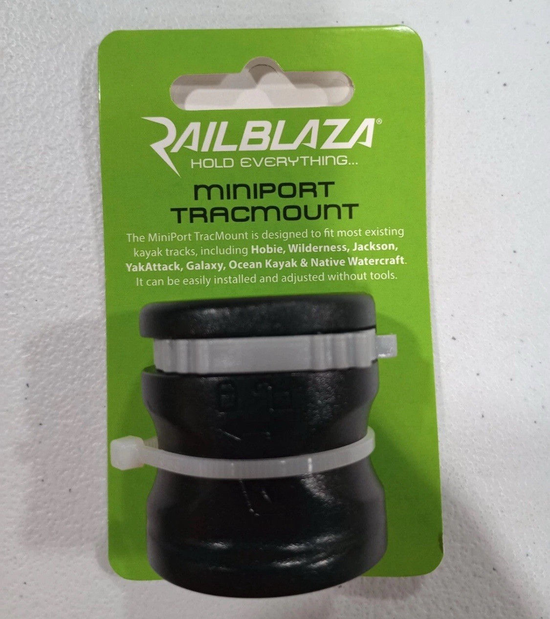 NEW RAILBLAZA Miniport Tracmount Base | Part Number 03-4108-11 F28