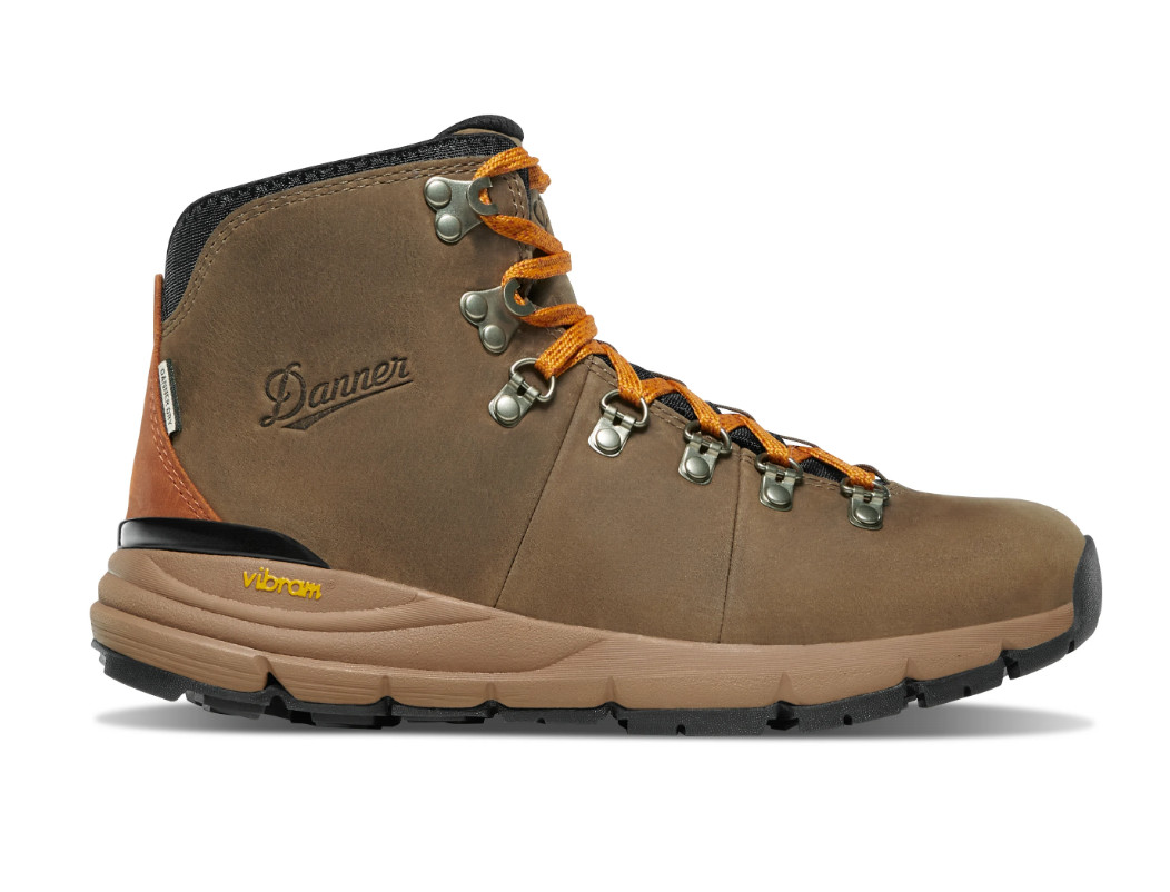 DANNER Mountain 600 Women's, Chocolate Chip/Golden Oak (NOT SHIP TO CA,NY) (NEW)