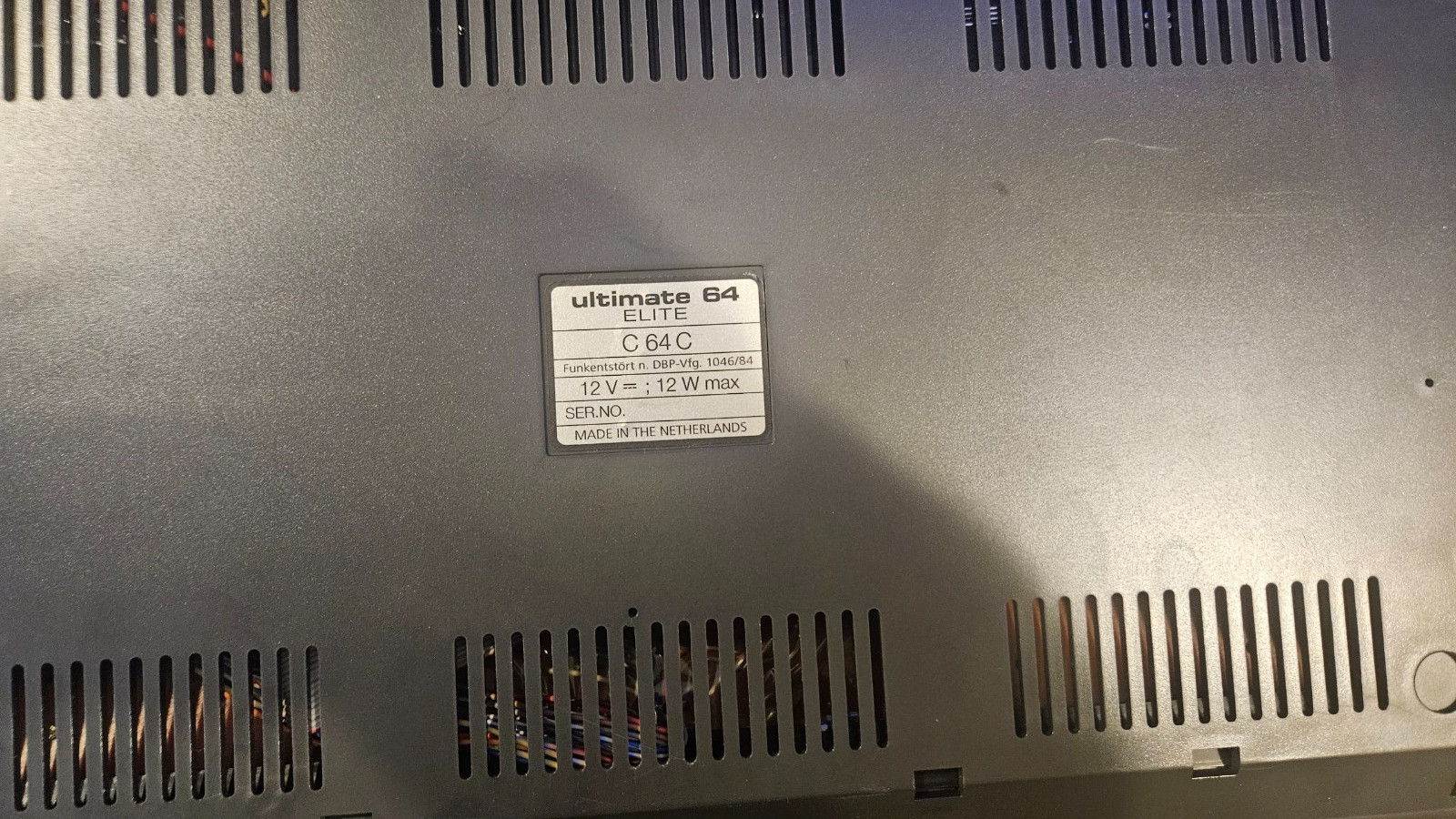 Ultimate Commodore C64 Elite w/ 8580 SID chip + WIFI-FREE SHIPPING -READ DESC