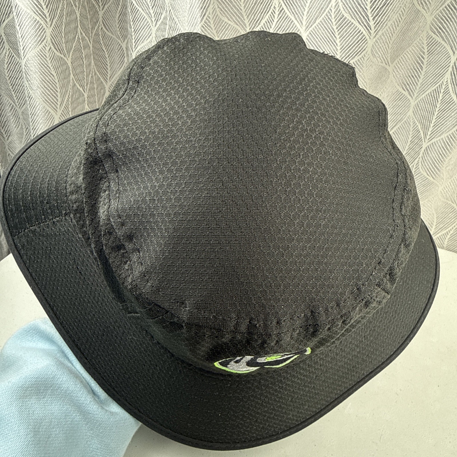 New Era Quality Black Bucket Hat w Adj. Strap & Unknown Lime Silver Small/Medium